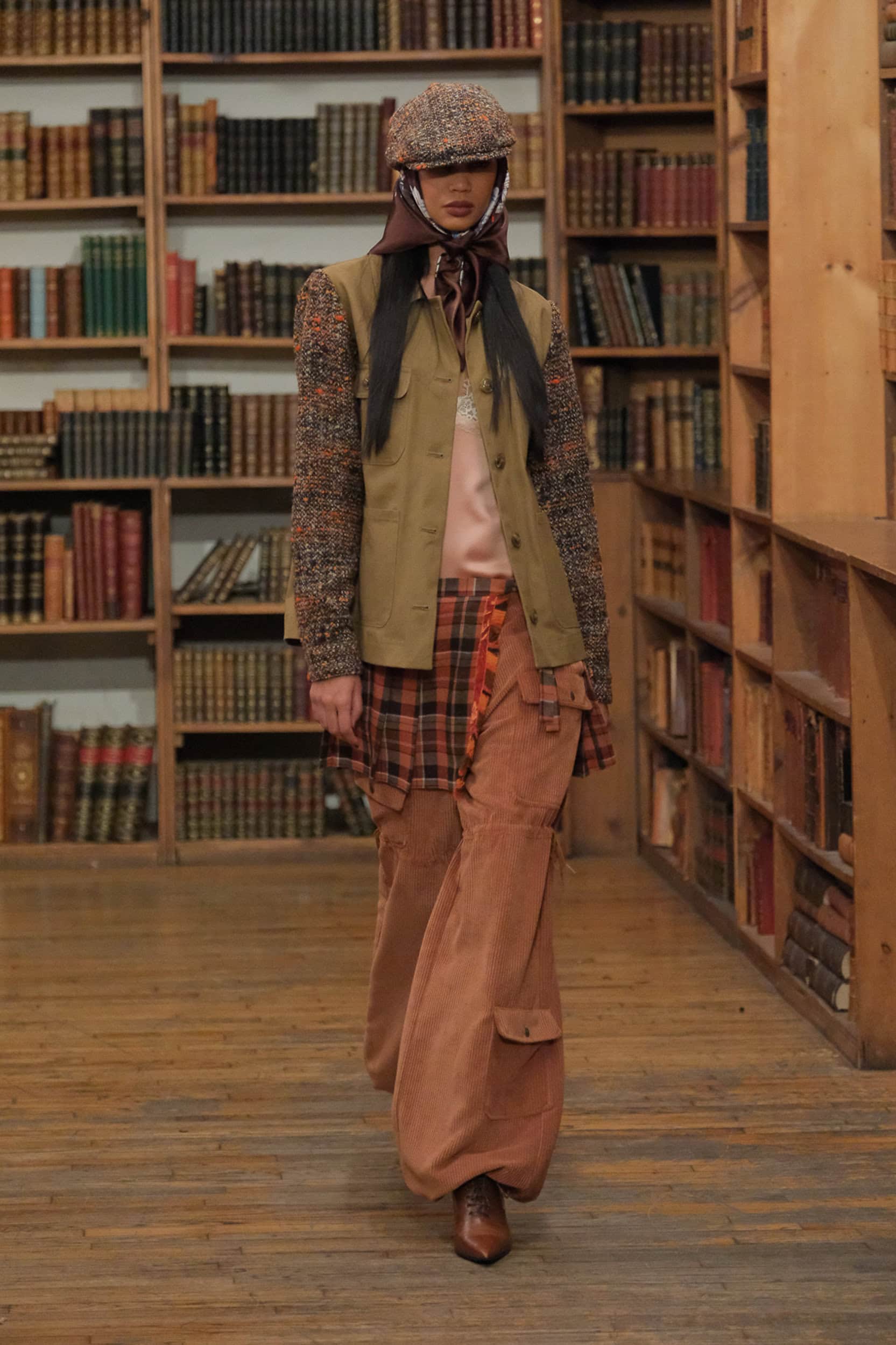 ANNA SUI Fall 2024 Show image