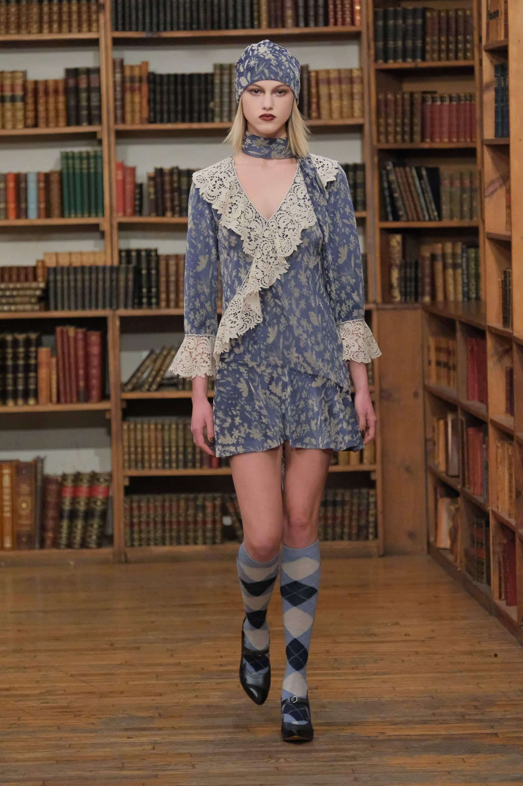 ANNA SUI Fall 2024 Show image