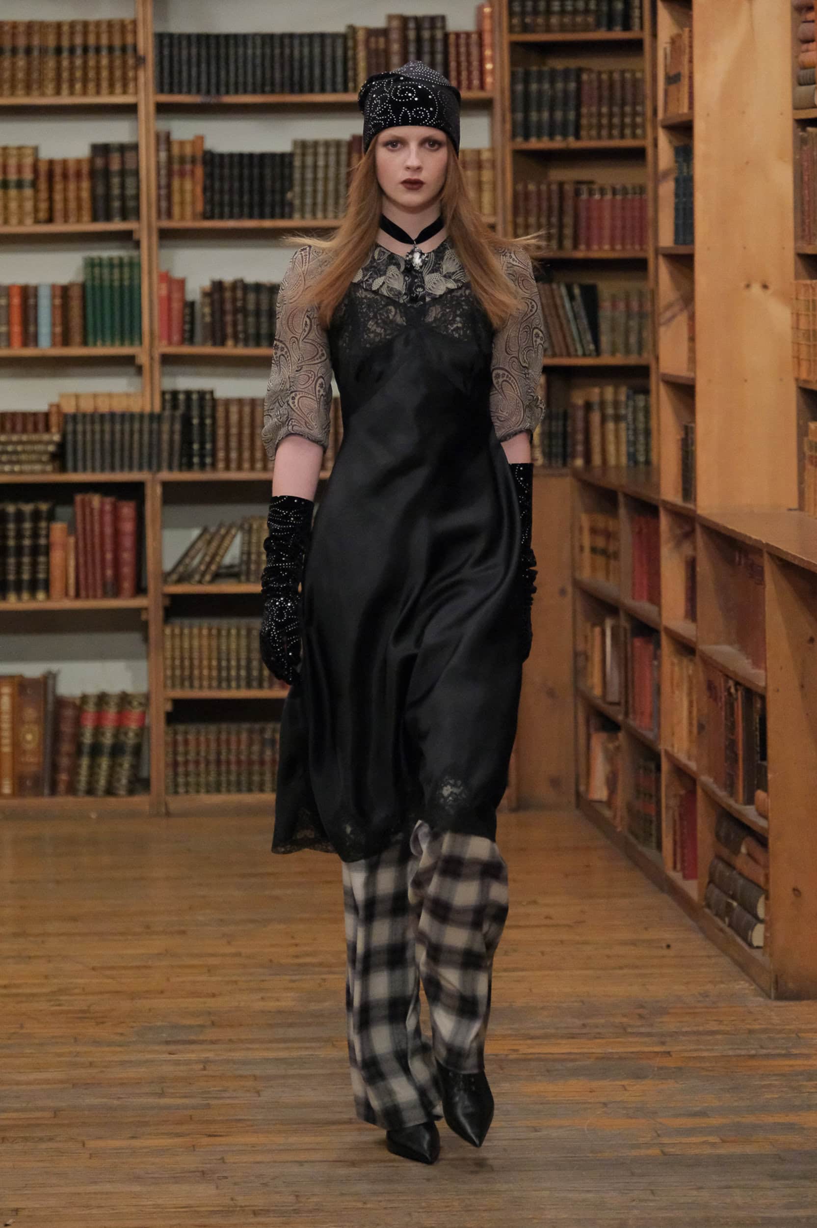 ANNA SUI Fall 2024 Show image