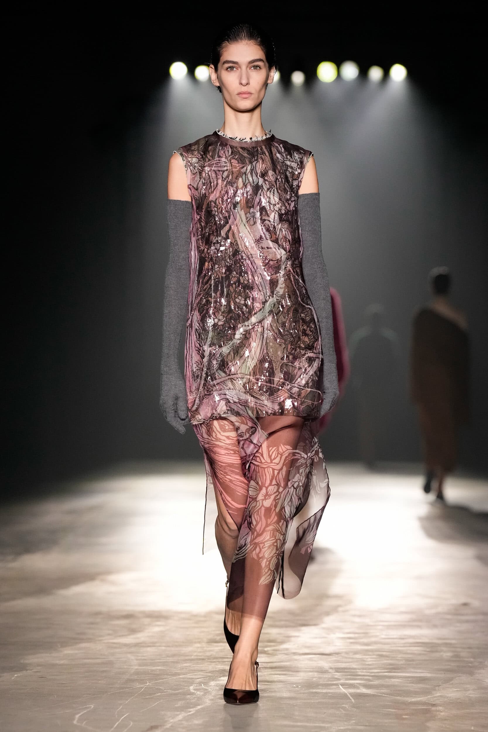 JASON WU Fall 2024 Show image
