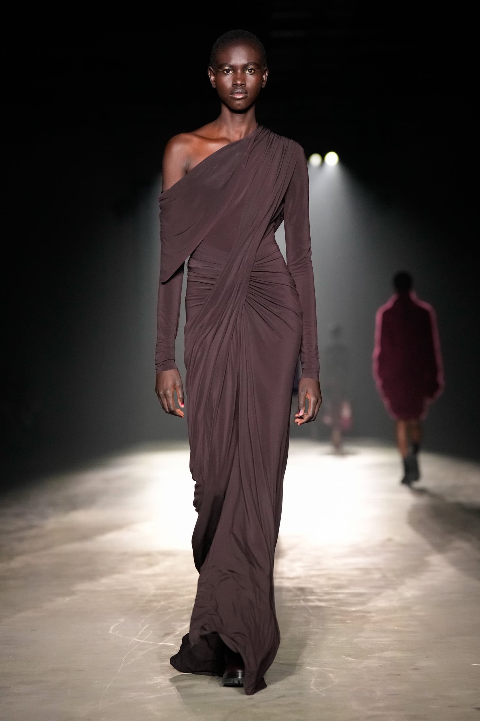 JASON WU Fall 2024 Show image