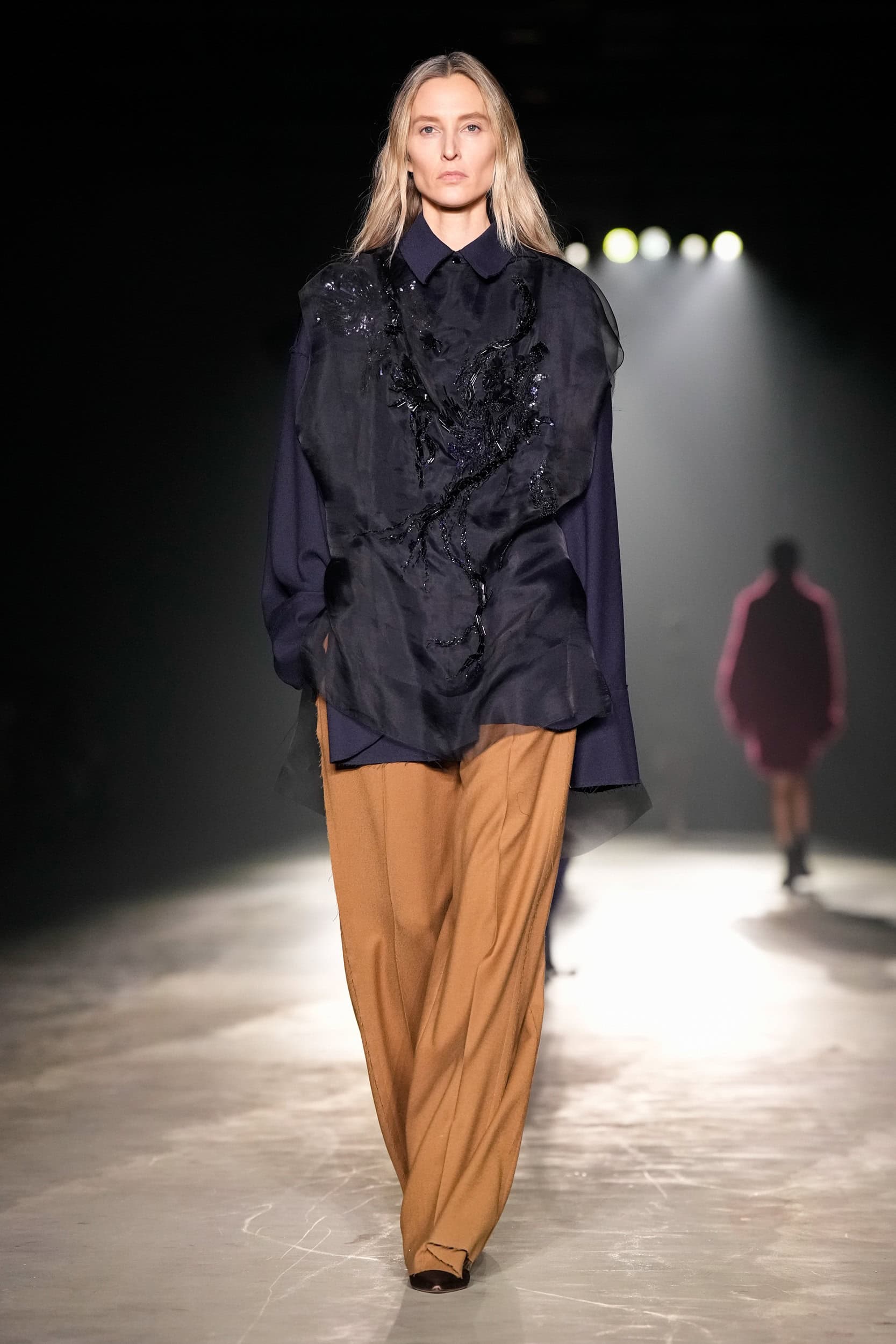 JASON WU Fall 2024 Show image