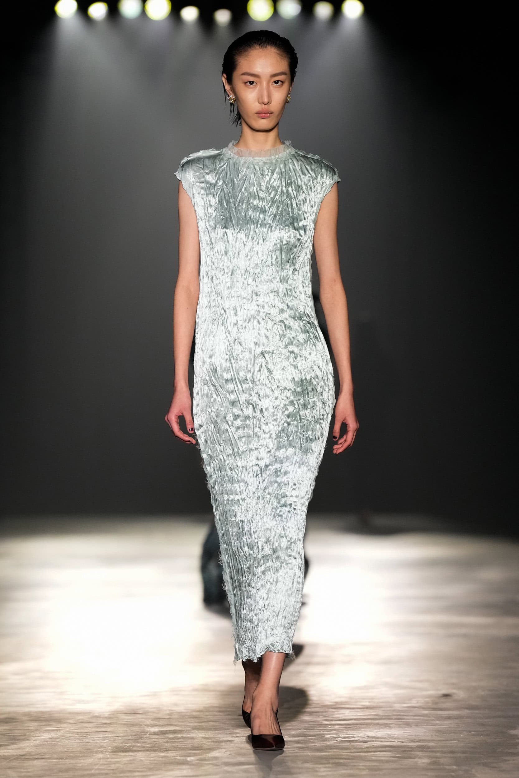 JASON WU Fall 2024 Show image