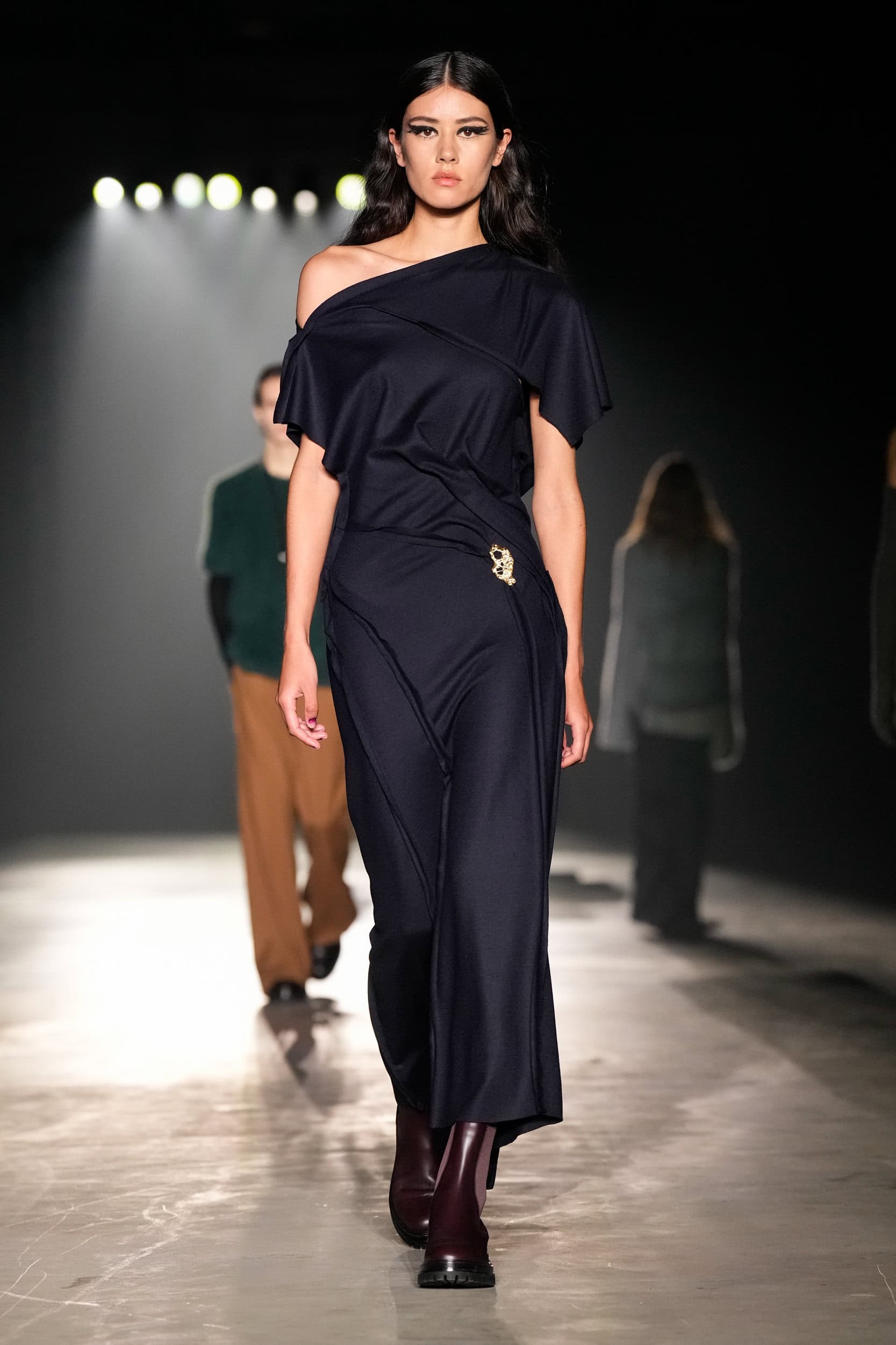 JASON WU Fall 2024 Show image