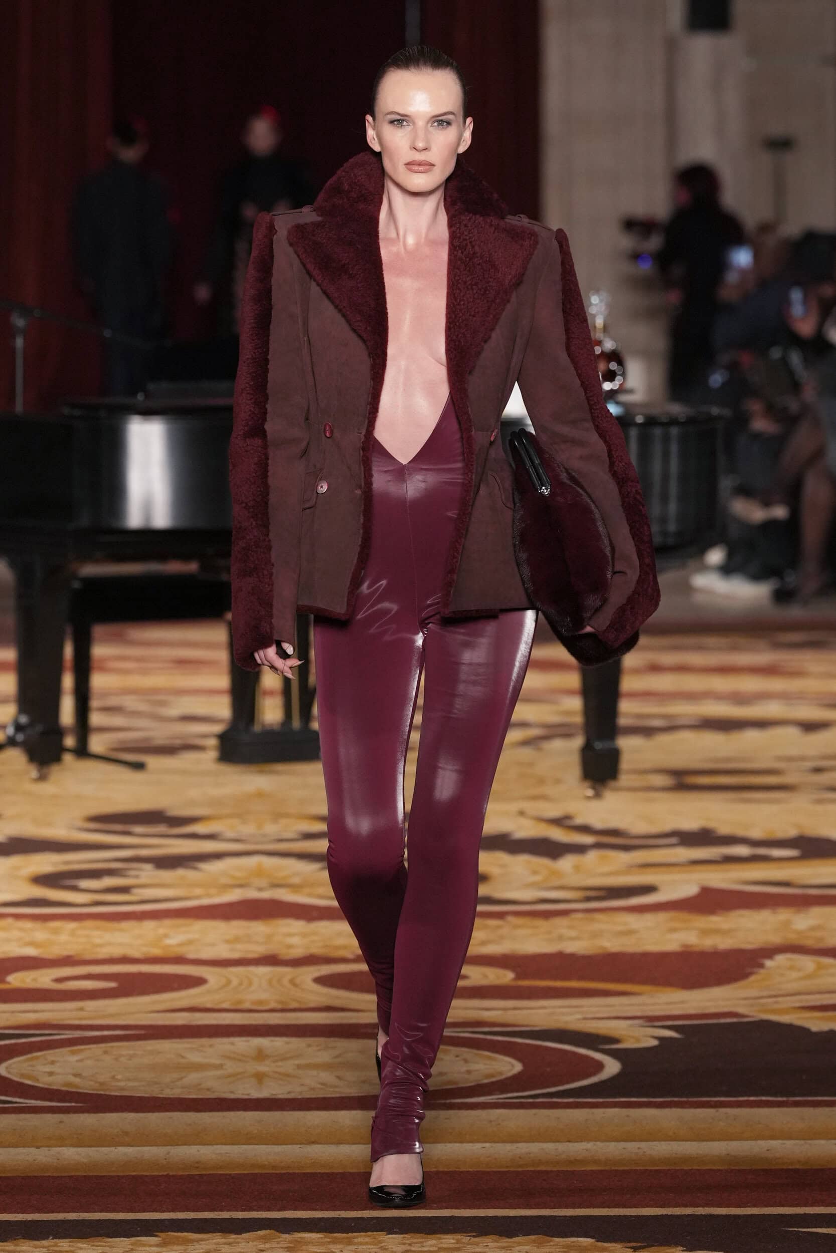 LAQUAN SMITH Fall 2024 Show image