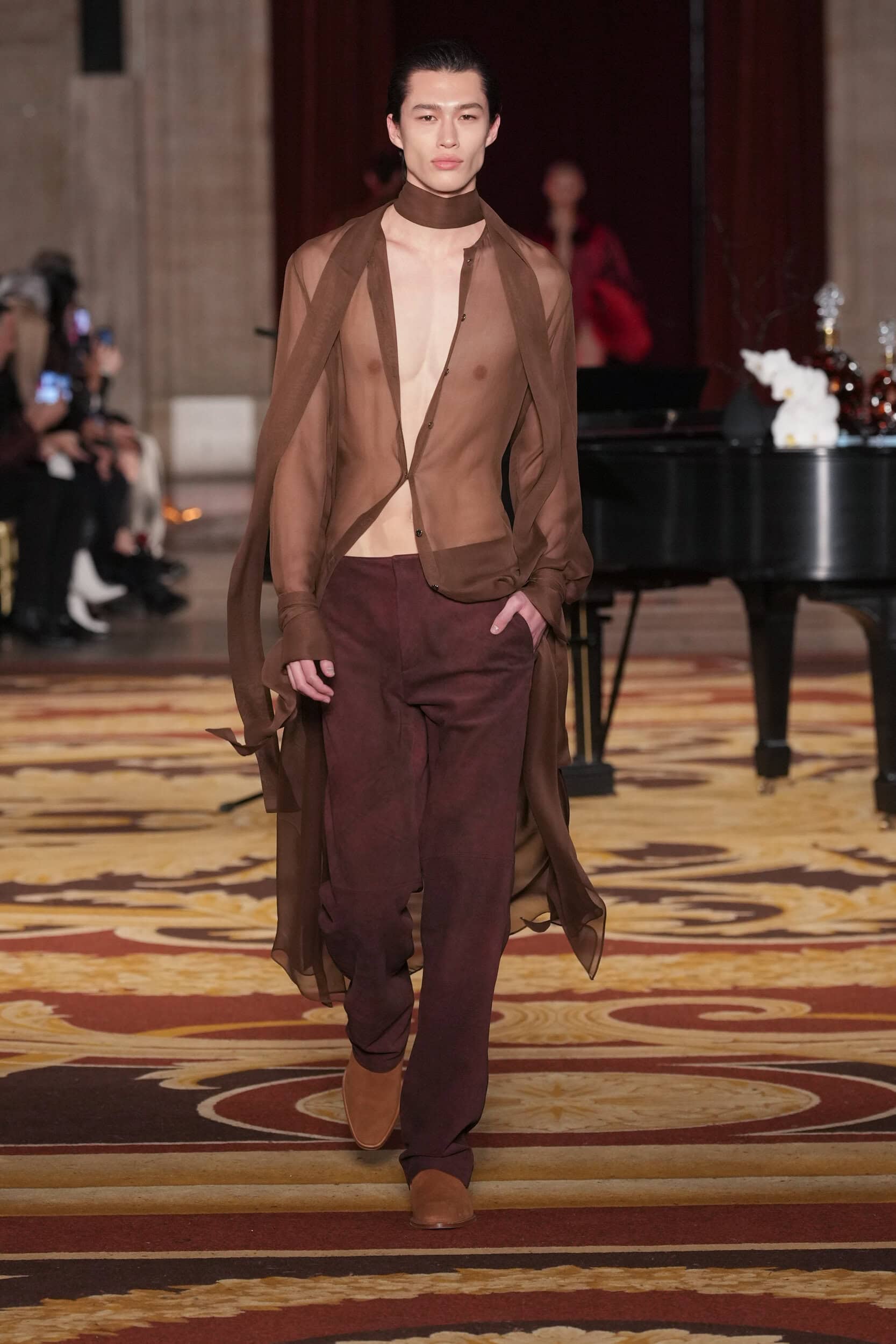 LAQUAN SMITH Fall 2024 Show image