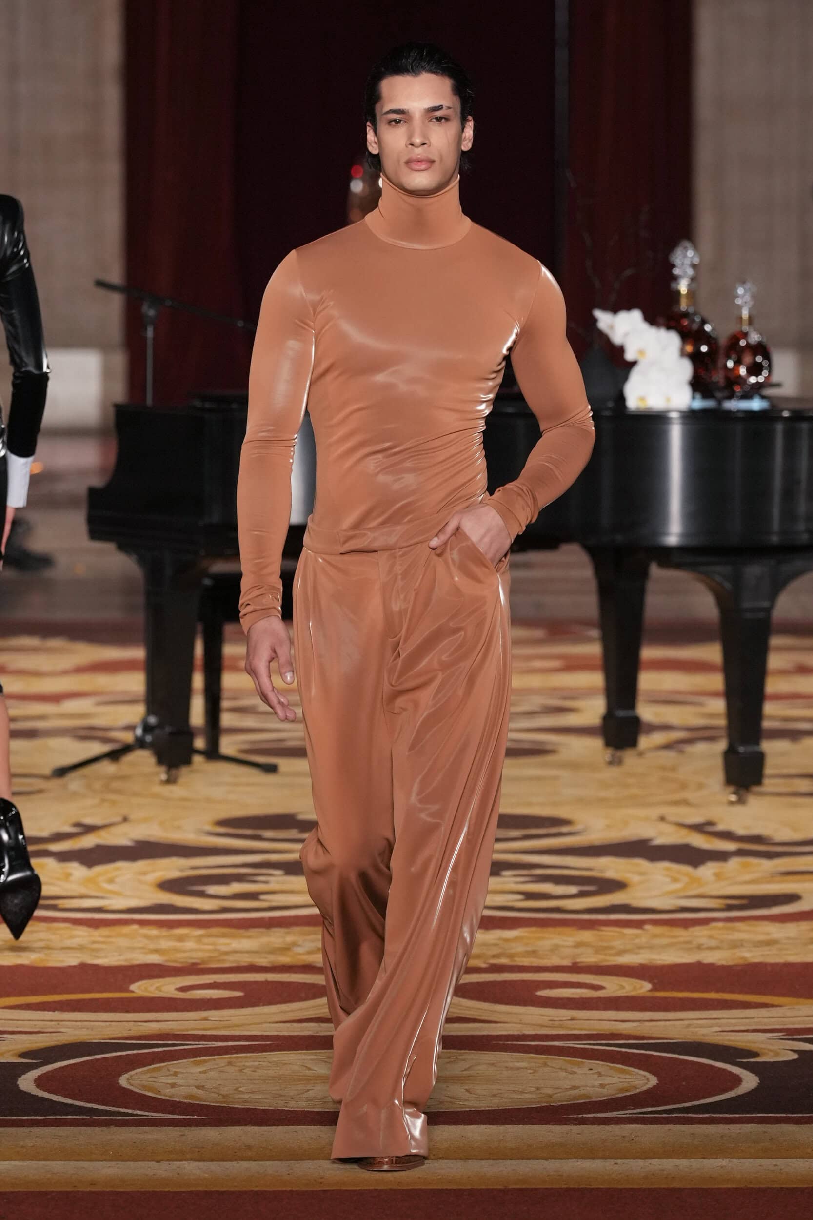 LAQUAN SMITH Fall 2024 Show image