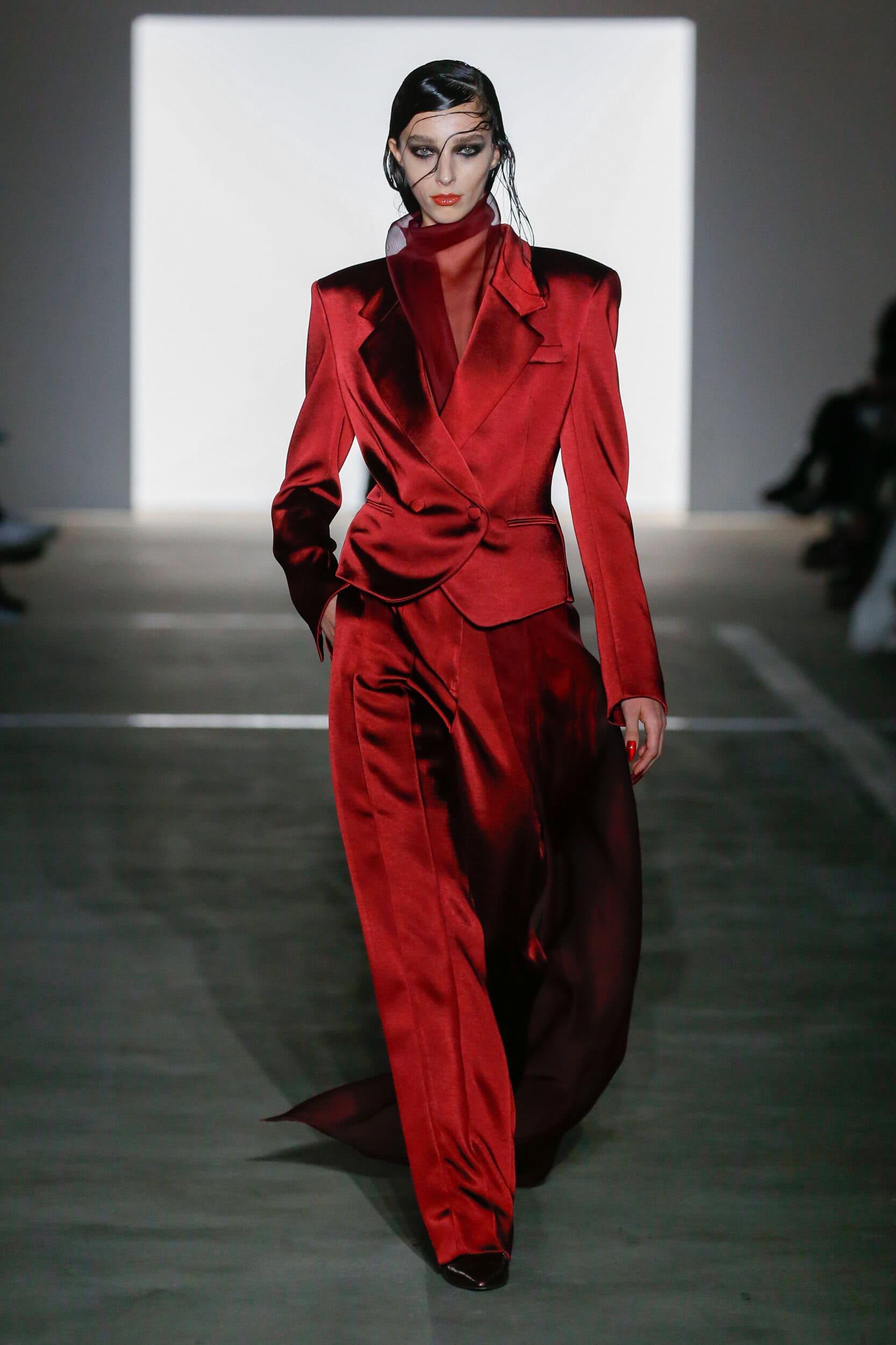 PRABAL GURUNG Fall 2024 Show image