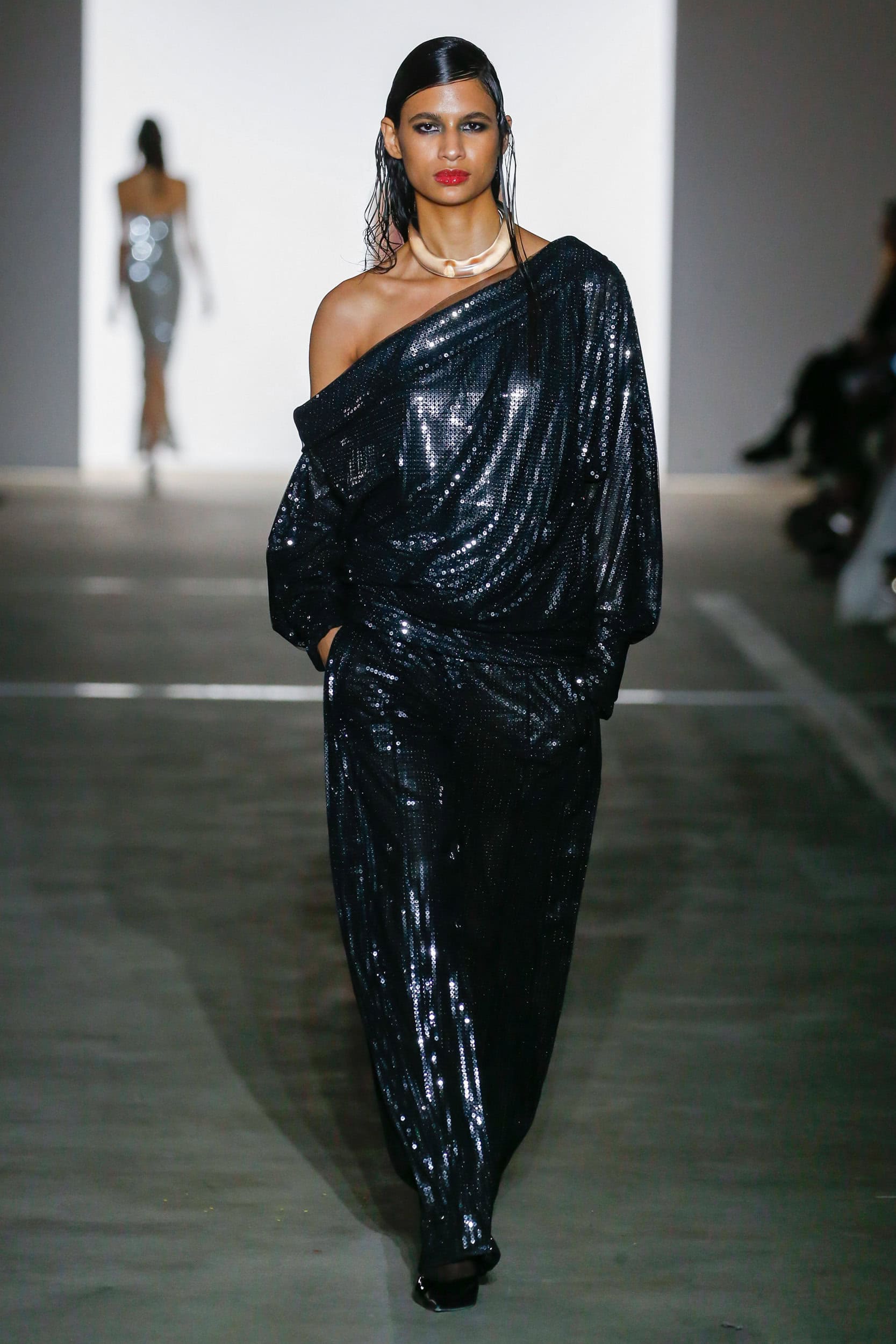 PRABAL GURUNG Fall 2024 Show image