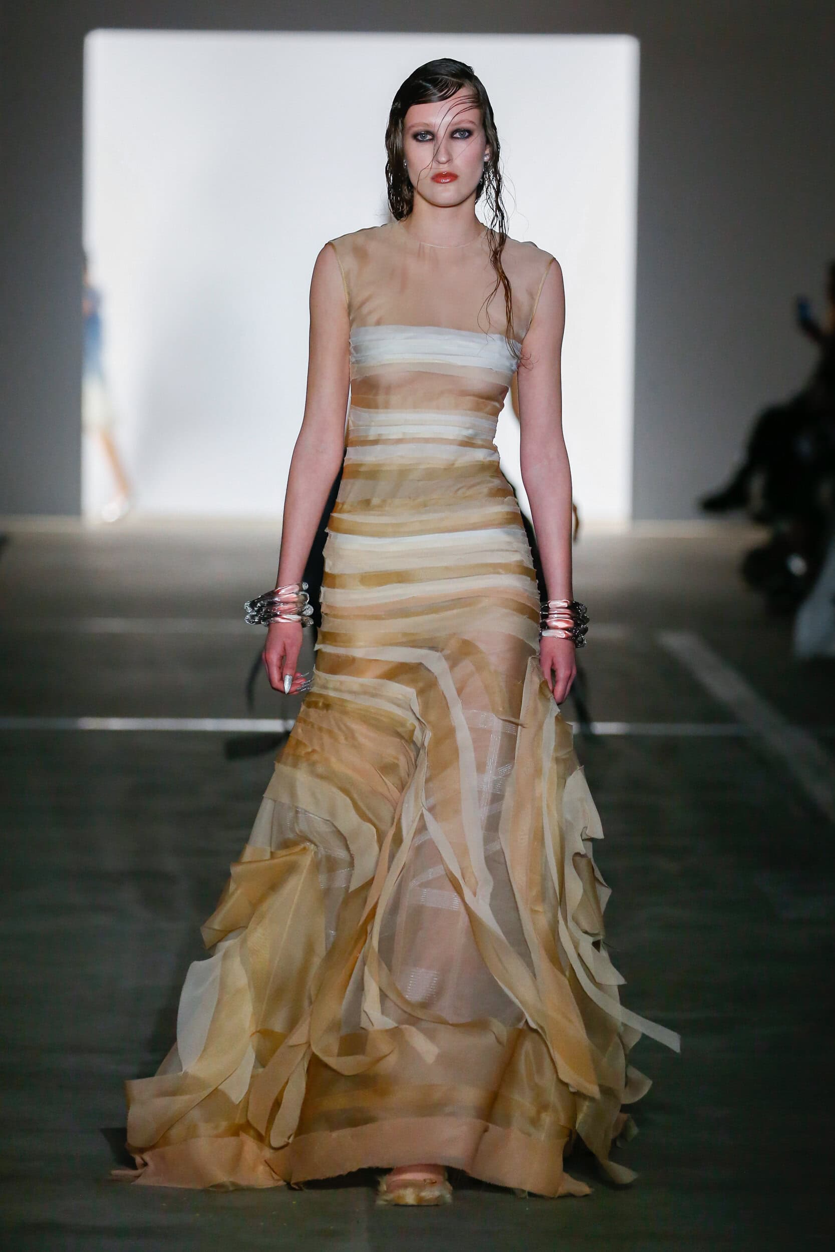 PRABAL GURUNG Fall 2024 Show image