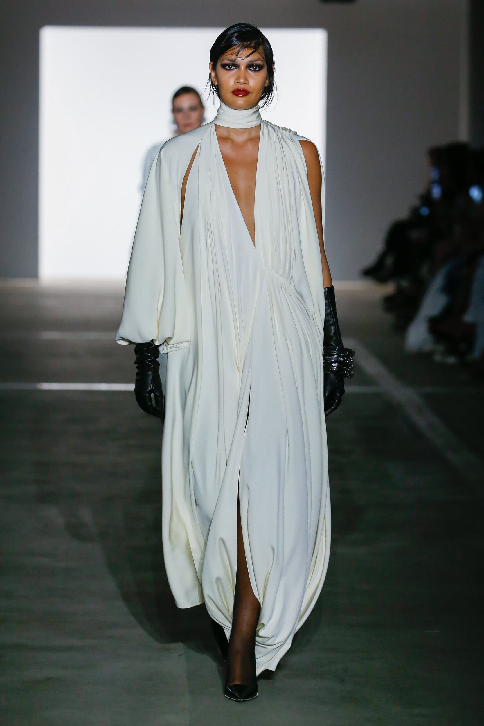 PRABAL GURUNG Fall 2024 Show image