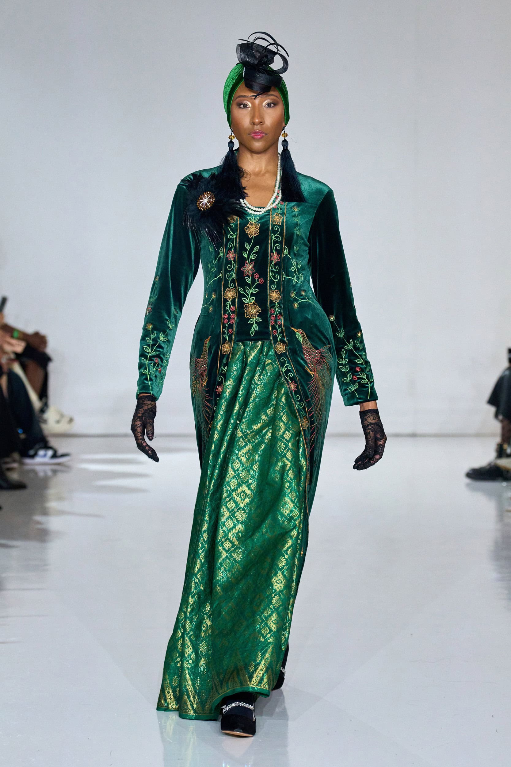 SHANNELOM YUMA Fall 2024 Show image