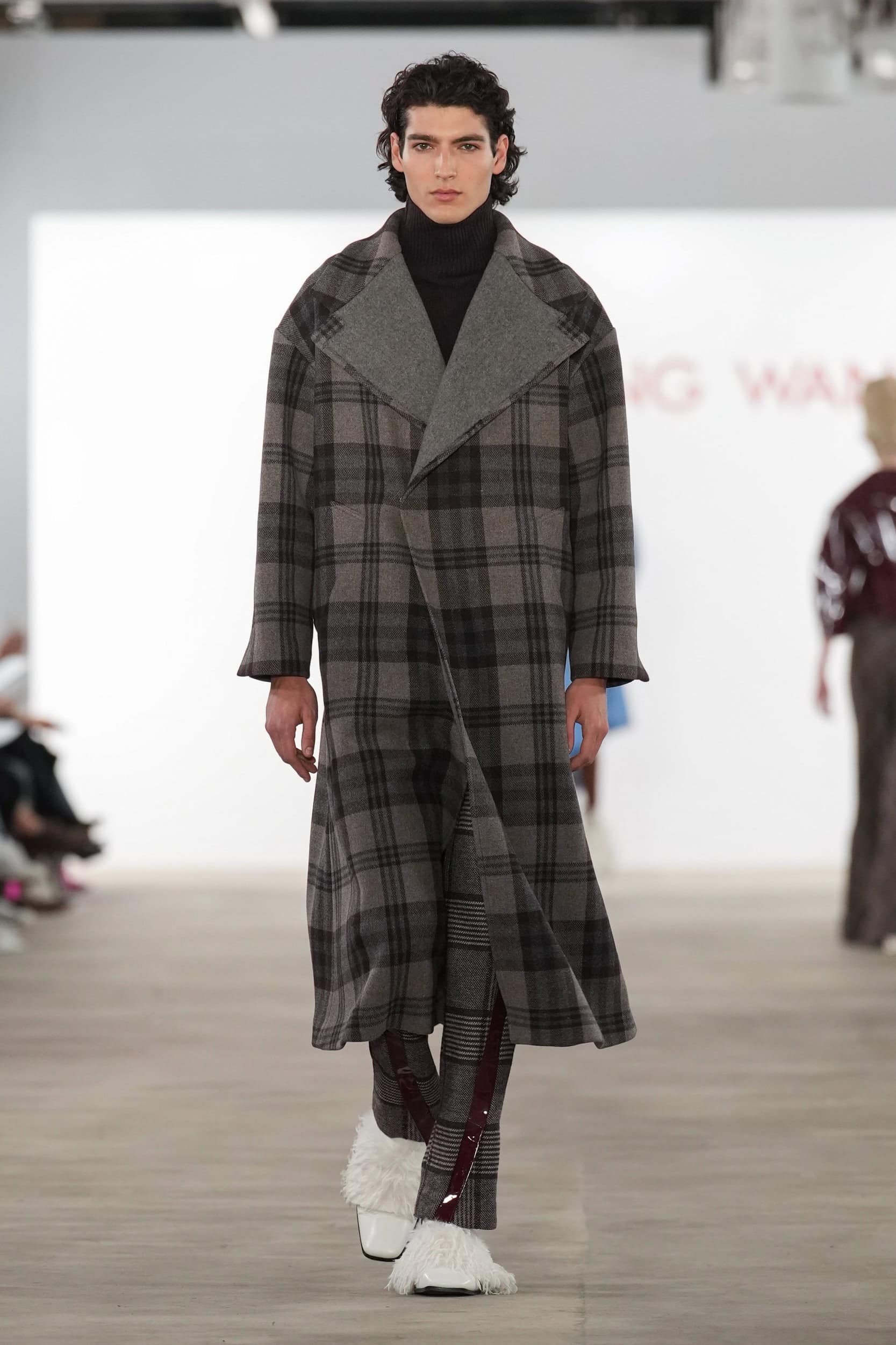 SON JUNG WAN Fall 2024 Show image