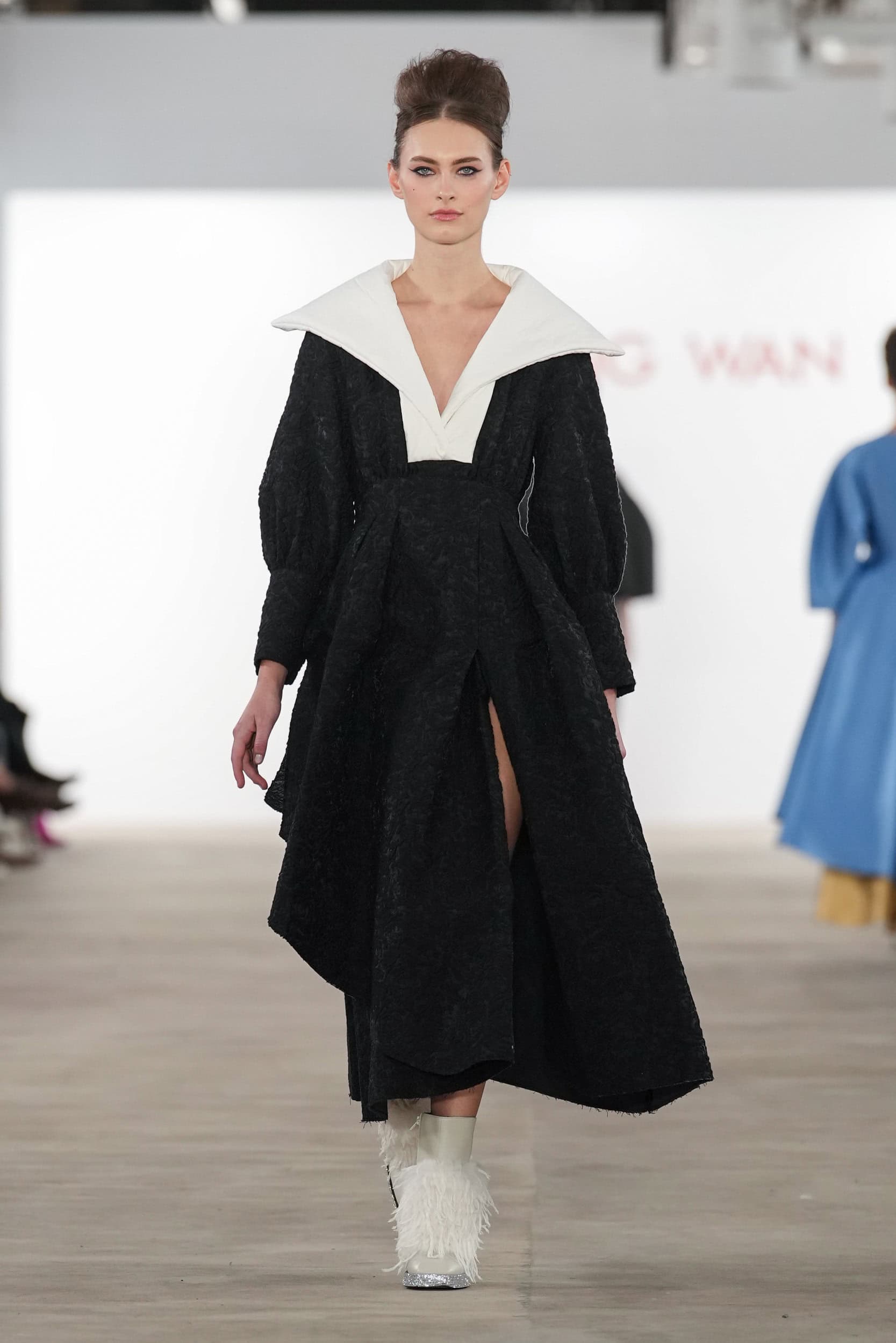 SON JUNG WAN Fall 2024 Show image