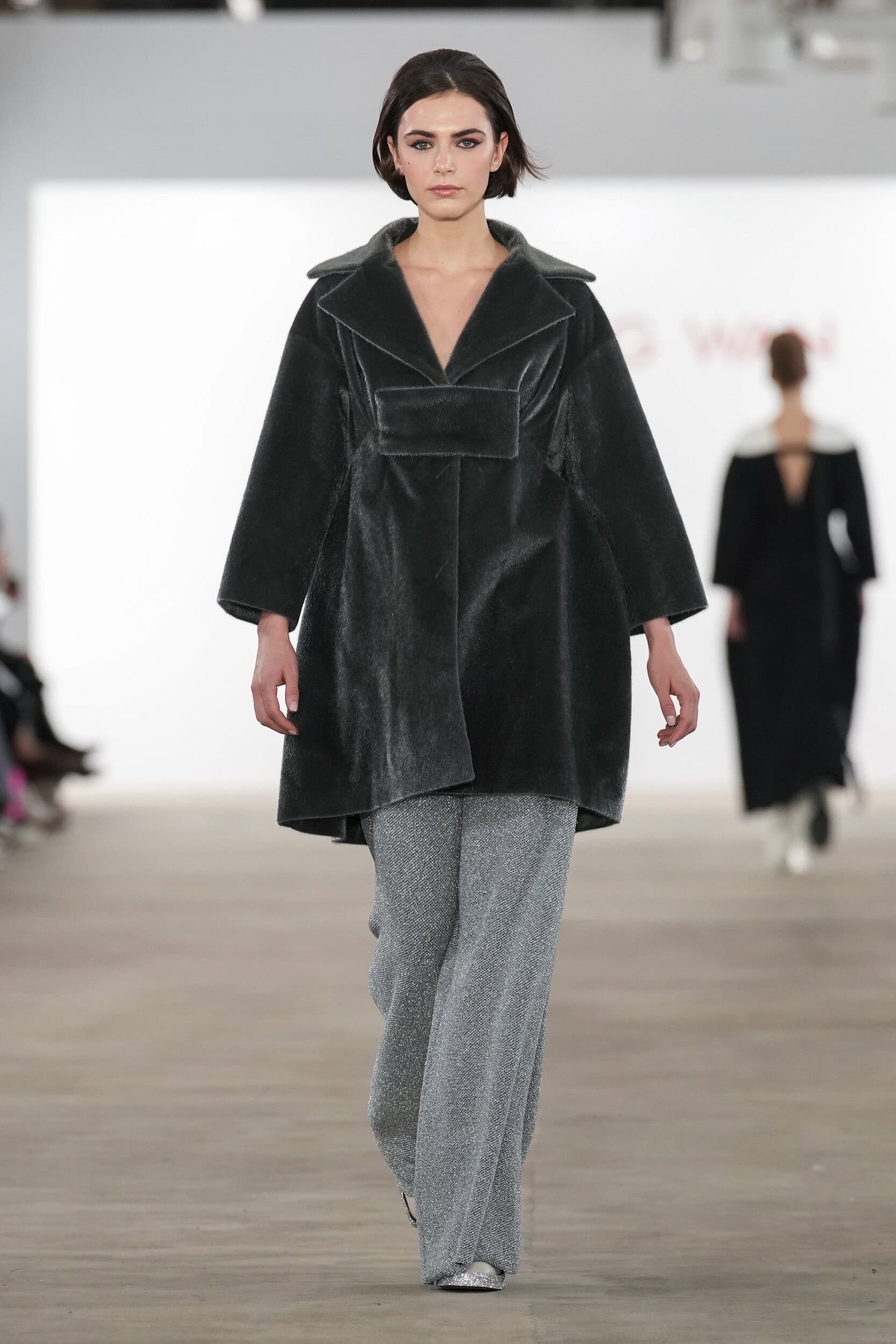 SON JUNG WAN Fall 2024 Show image
