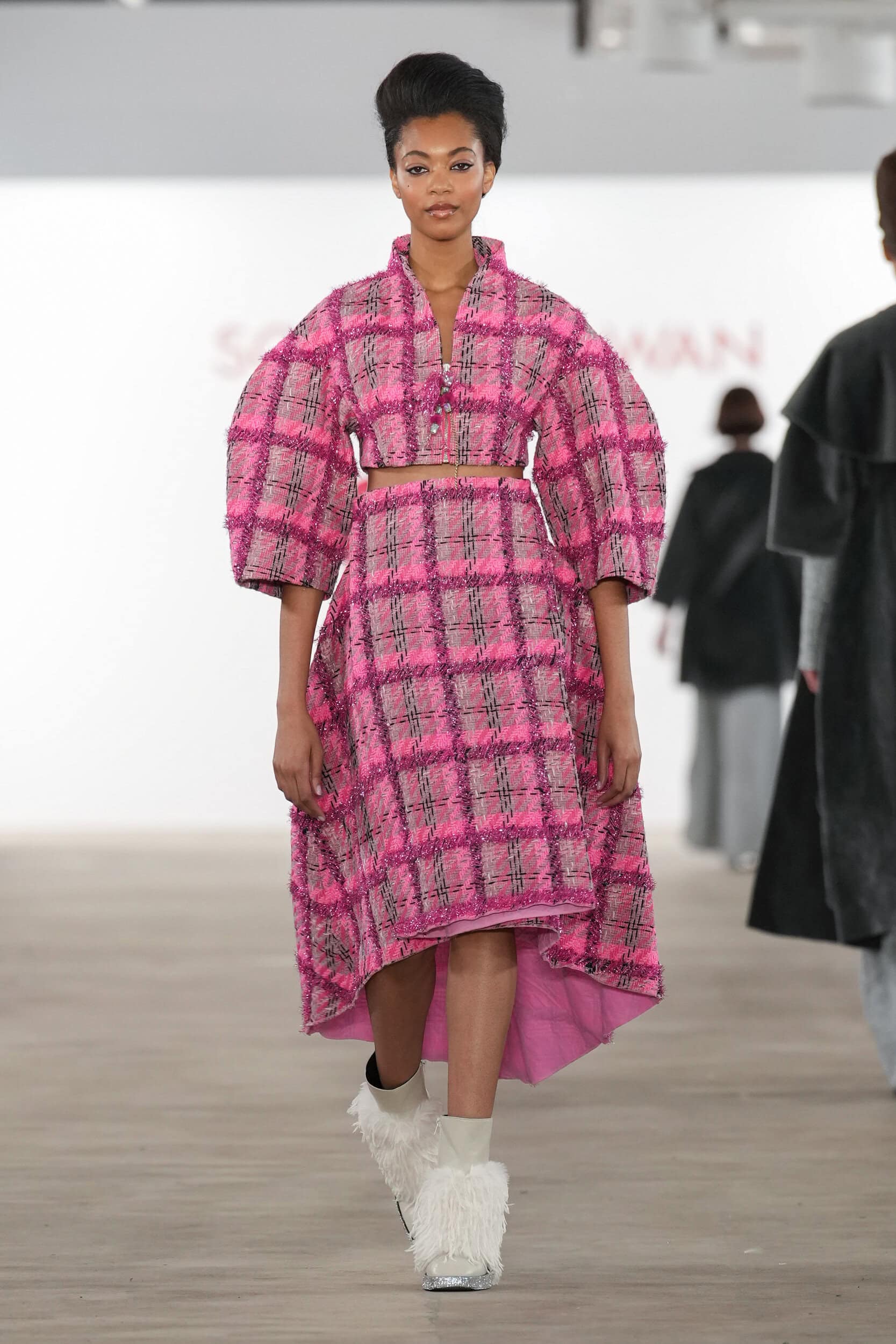 SON JUNG WAN Fall 2024 Show image