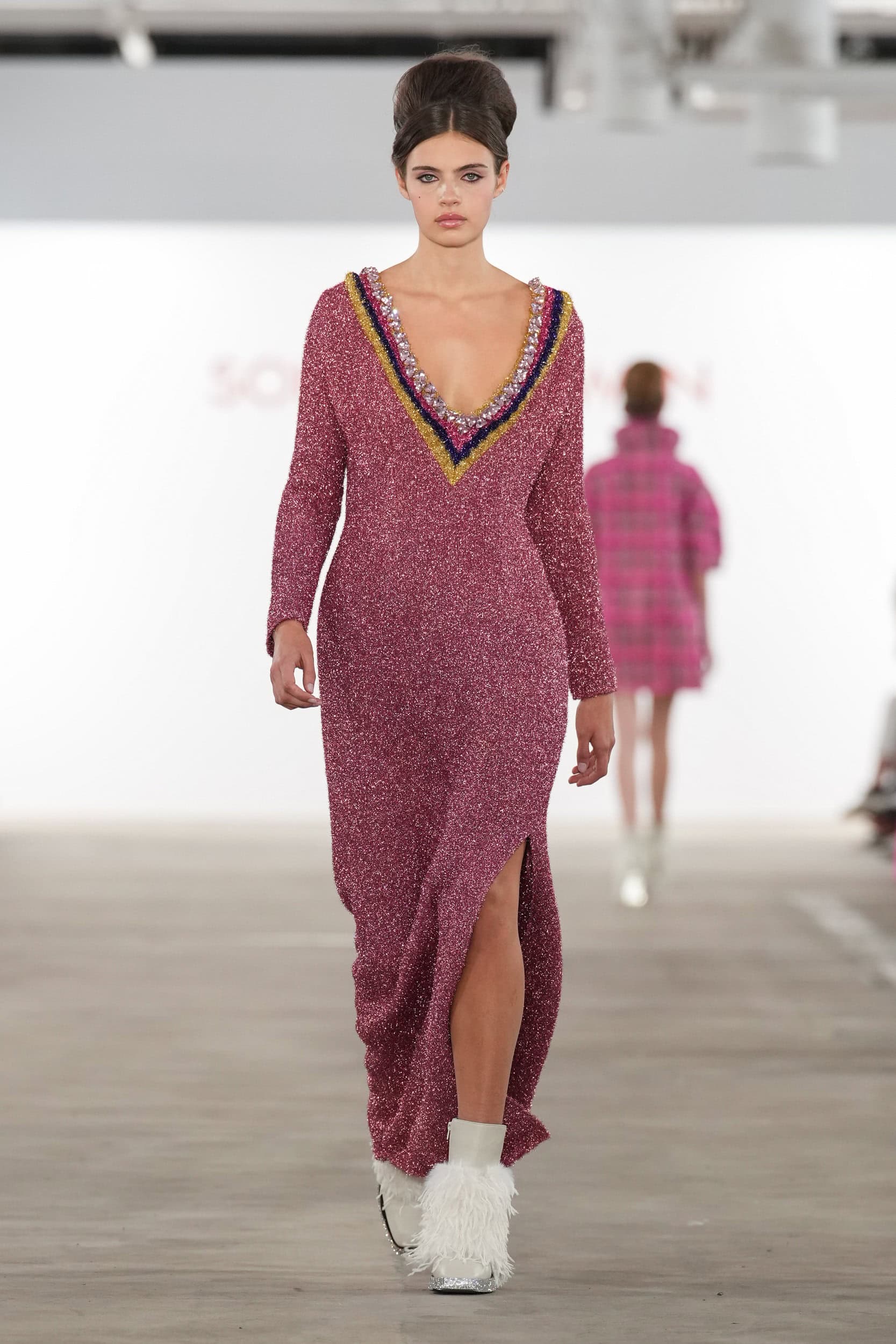 SON JUNG WAN Fall 2024 Show image