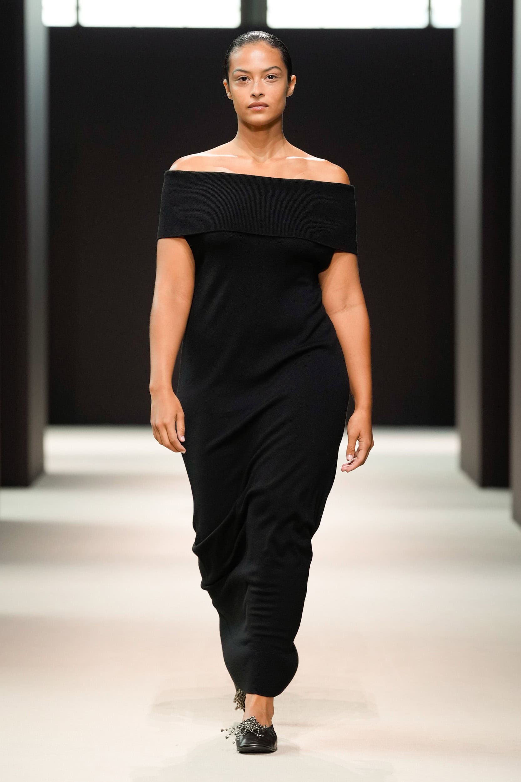 COS Spring 2024 Fashion Show image