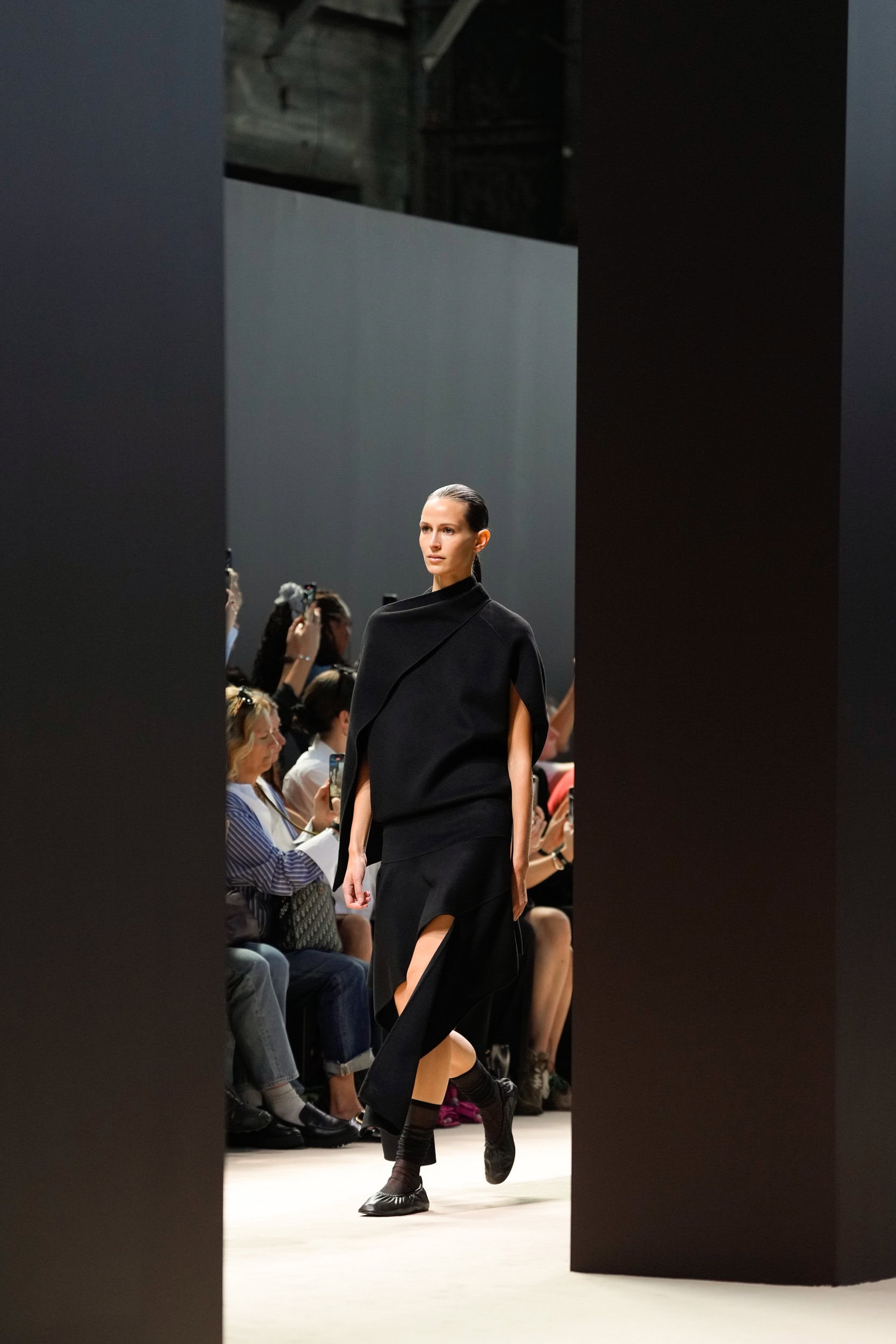 COS Spring 2024 Fashion Show image