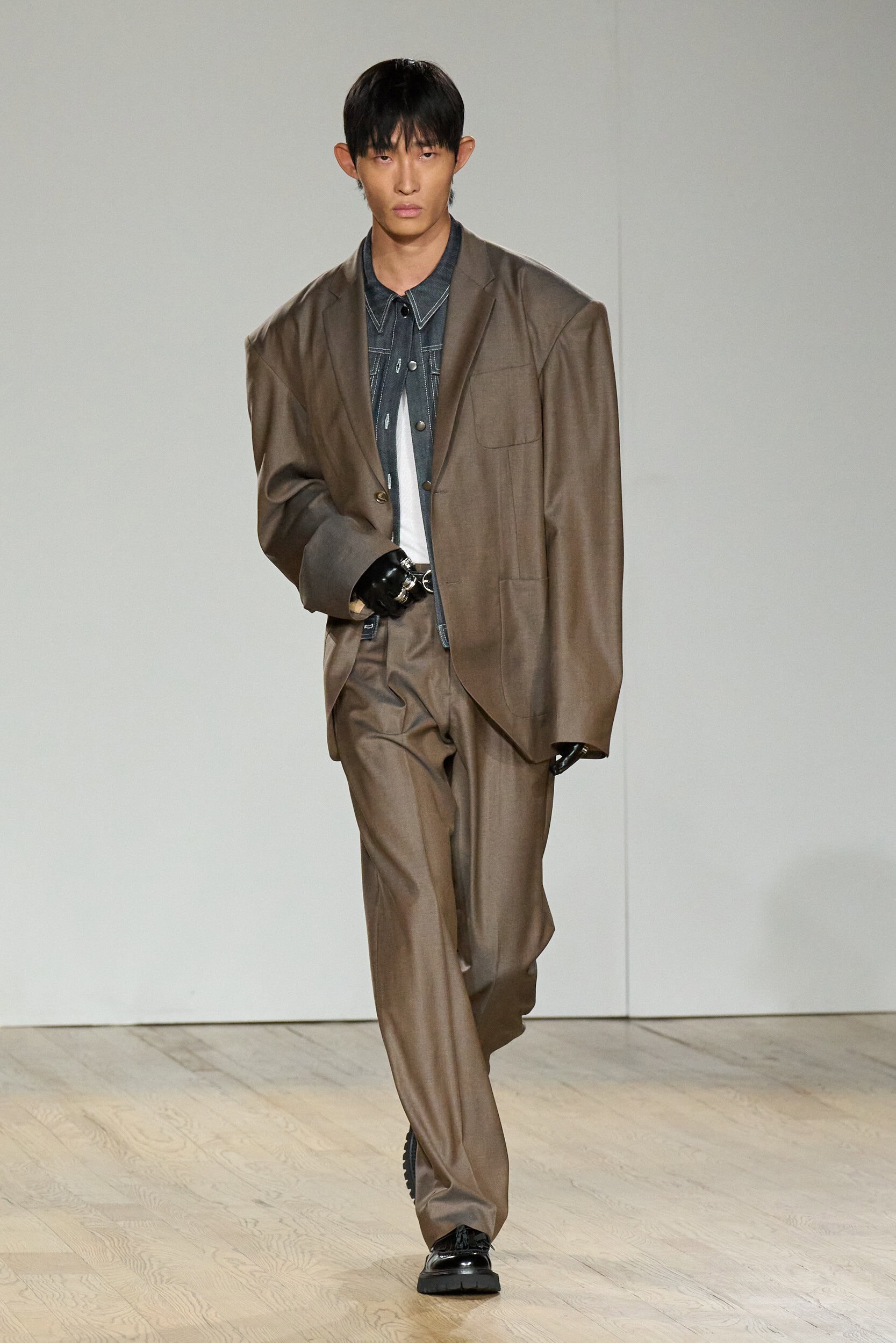 SHAO Spring 2025 Show image