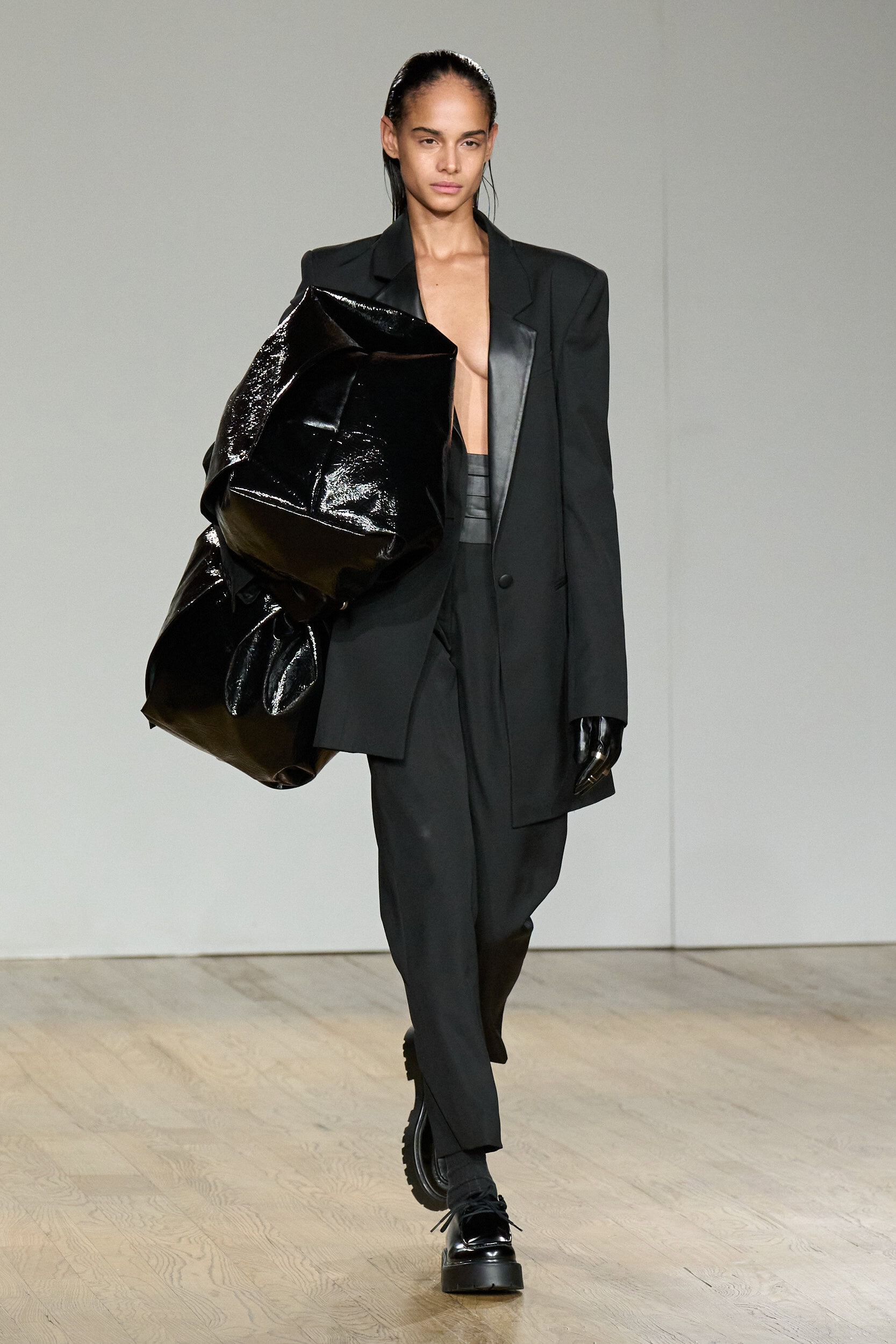 SHAO Spring 2025 Show image