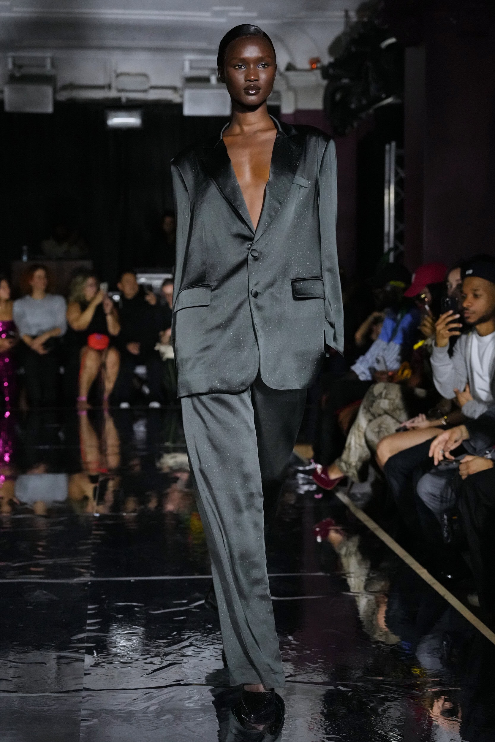 THEOPHILIO Spring 2025 Show image