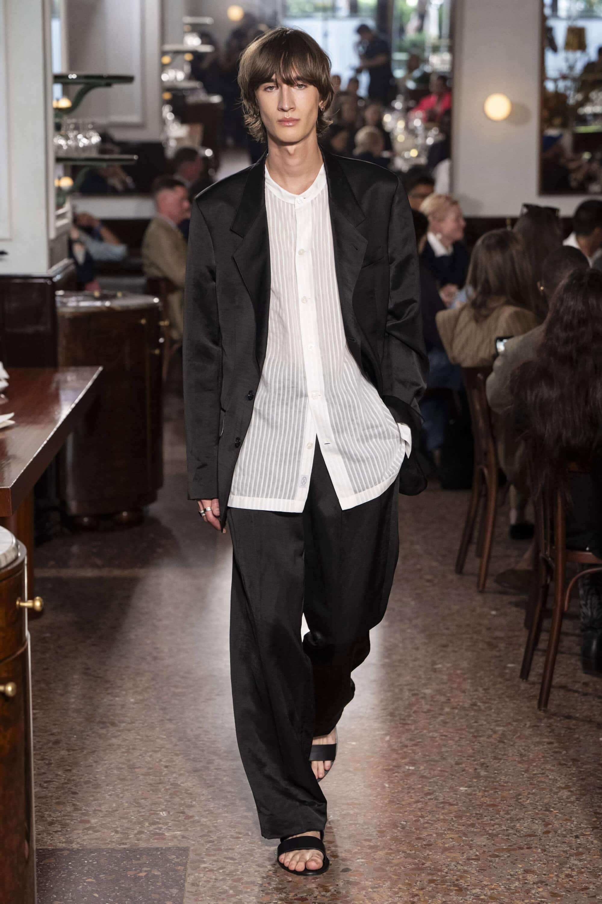 TODD SNYDER Spring 2025 Show image