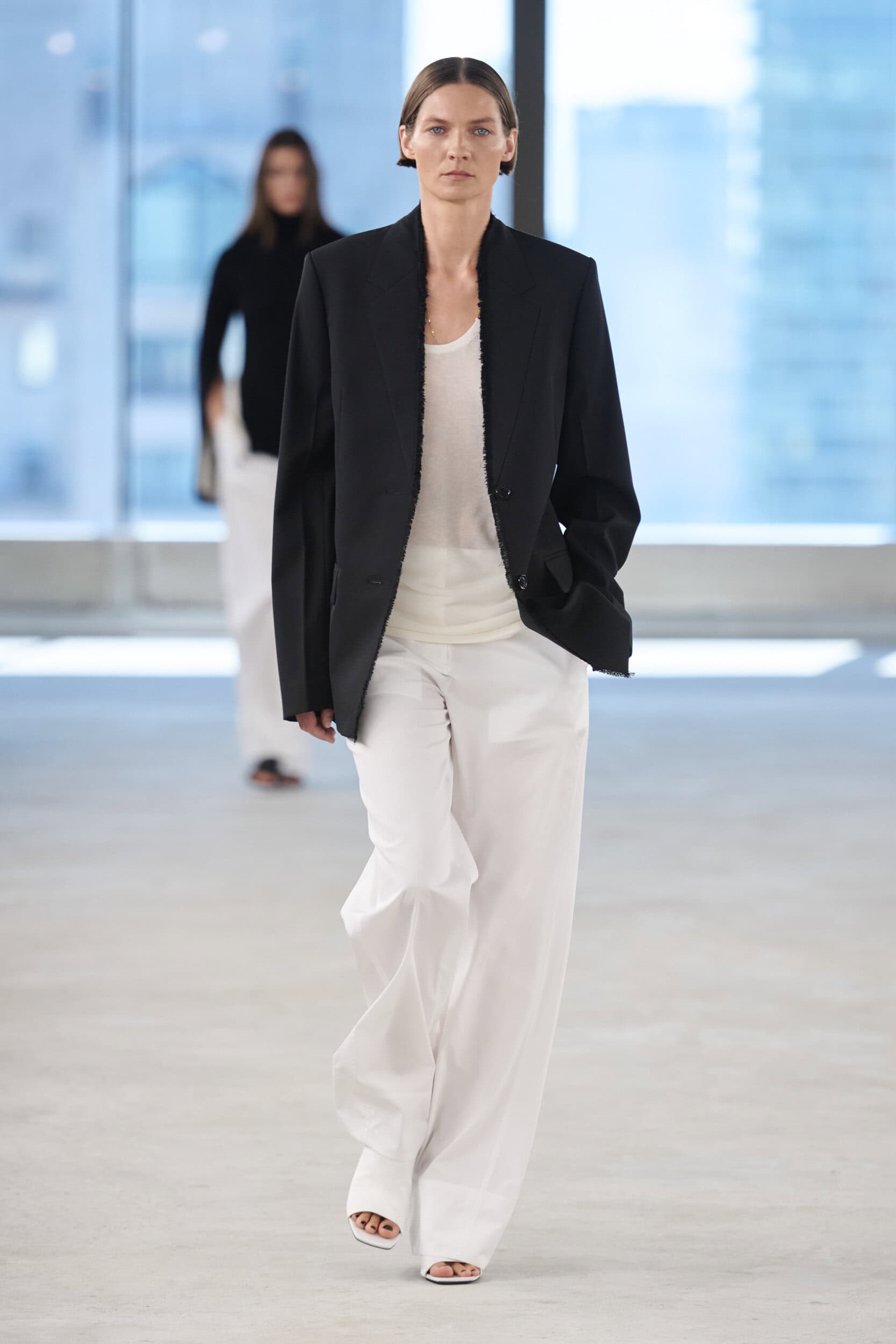 TOTEME Spring 2025 Show image