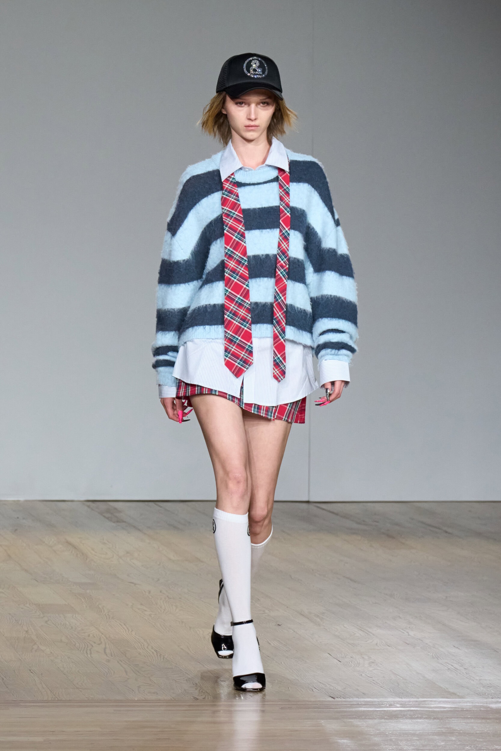 UNTITLED&CO Spring 2025 Show image