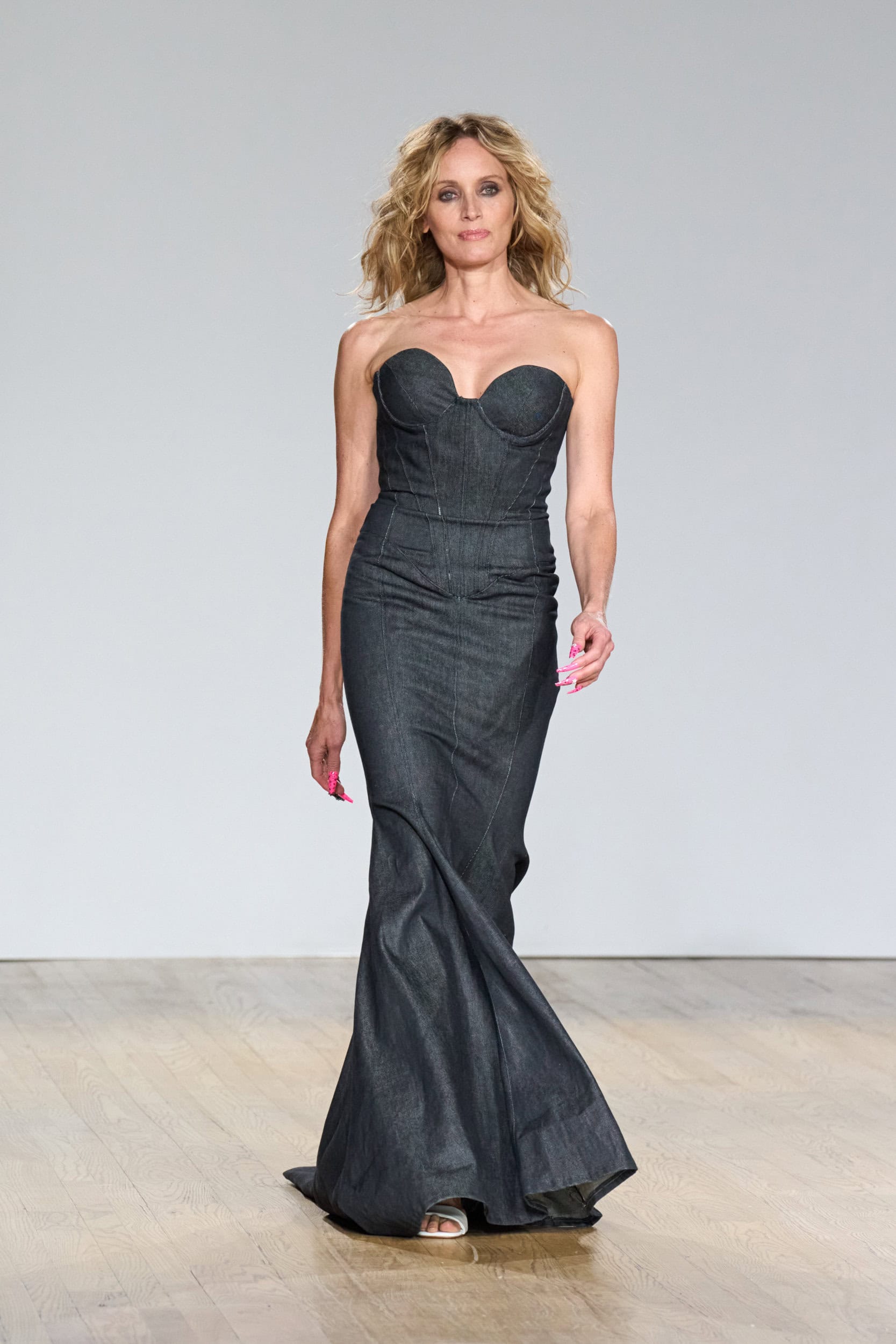 UNTITLED&CO Spring 2025 Show image