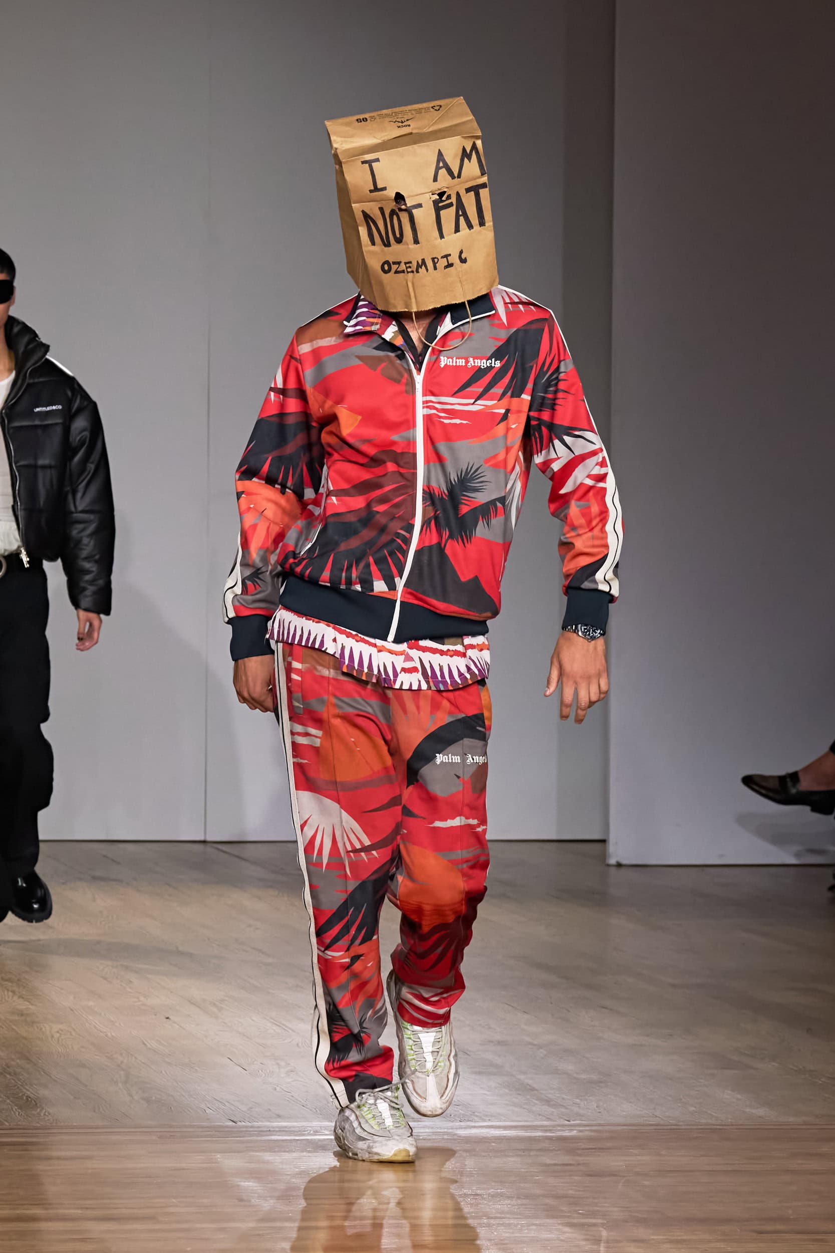 UNTITLED&CO Spring 2025 Show image
