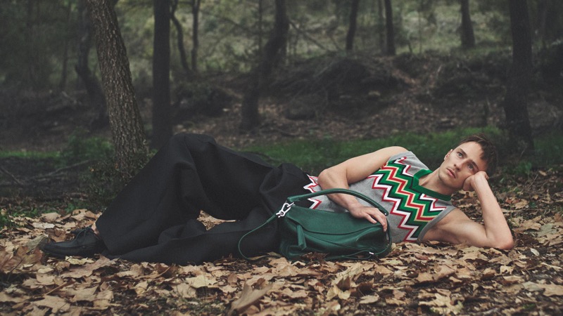 Drew Starkey & Wang Yibo Embrace Nature in Loewe Spring-Summer 2025 Campaign