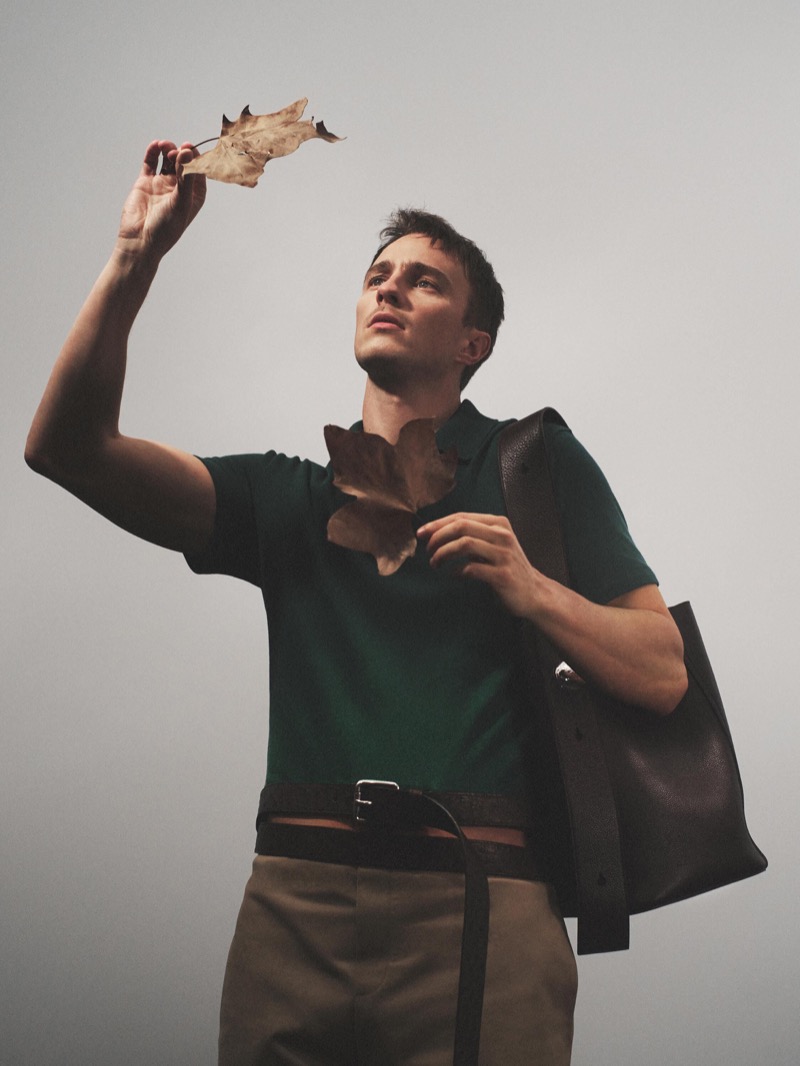 Drew Starkey & Wang Yibo Embrace Nature in Loewe Spring-Summer 2025 Campaign image