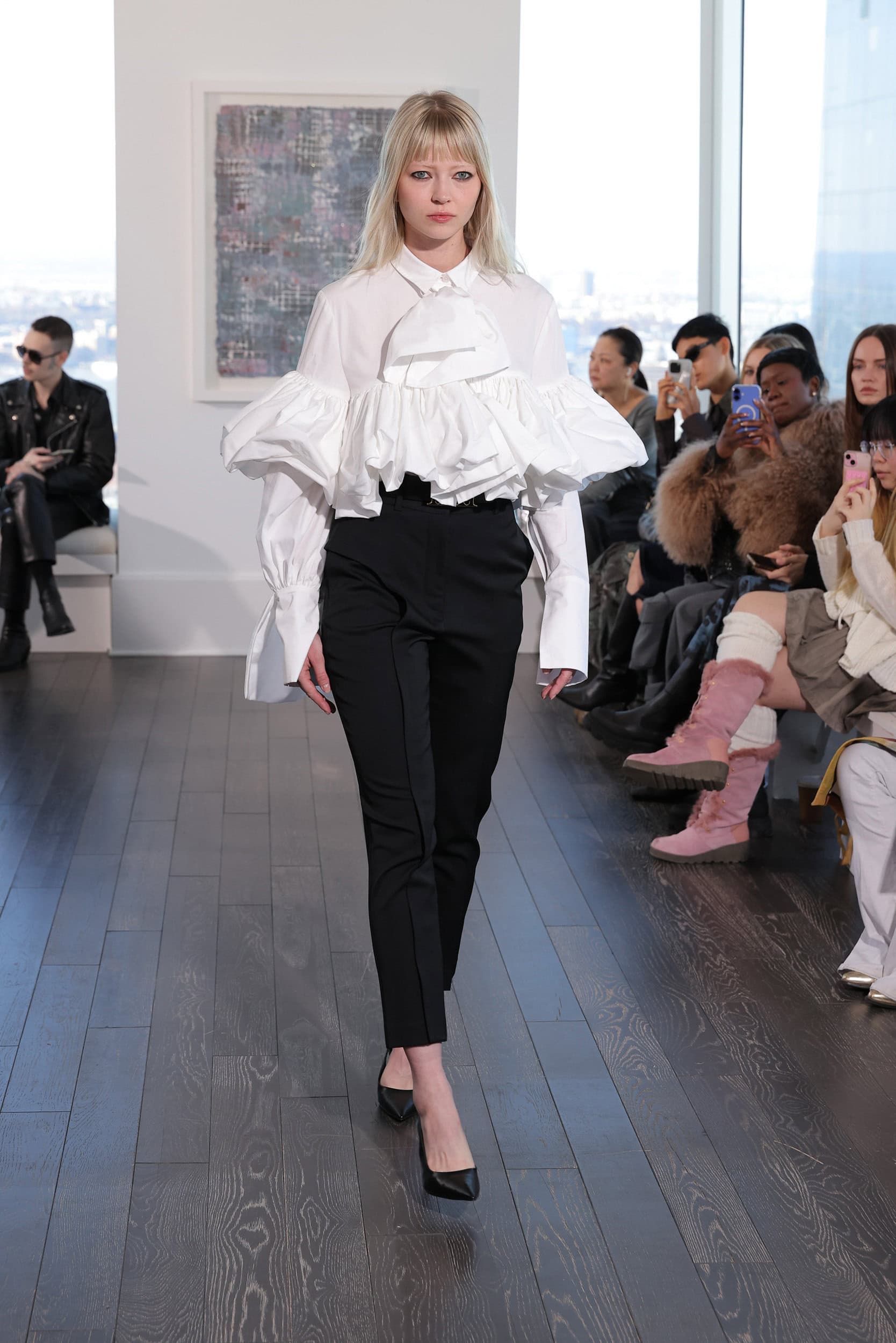 AISTE HONG Fall 2025 Show (2)