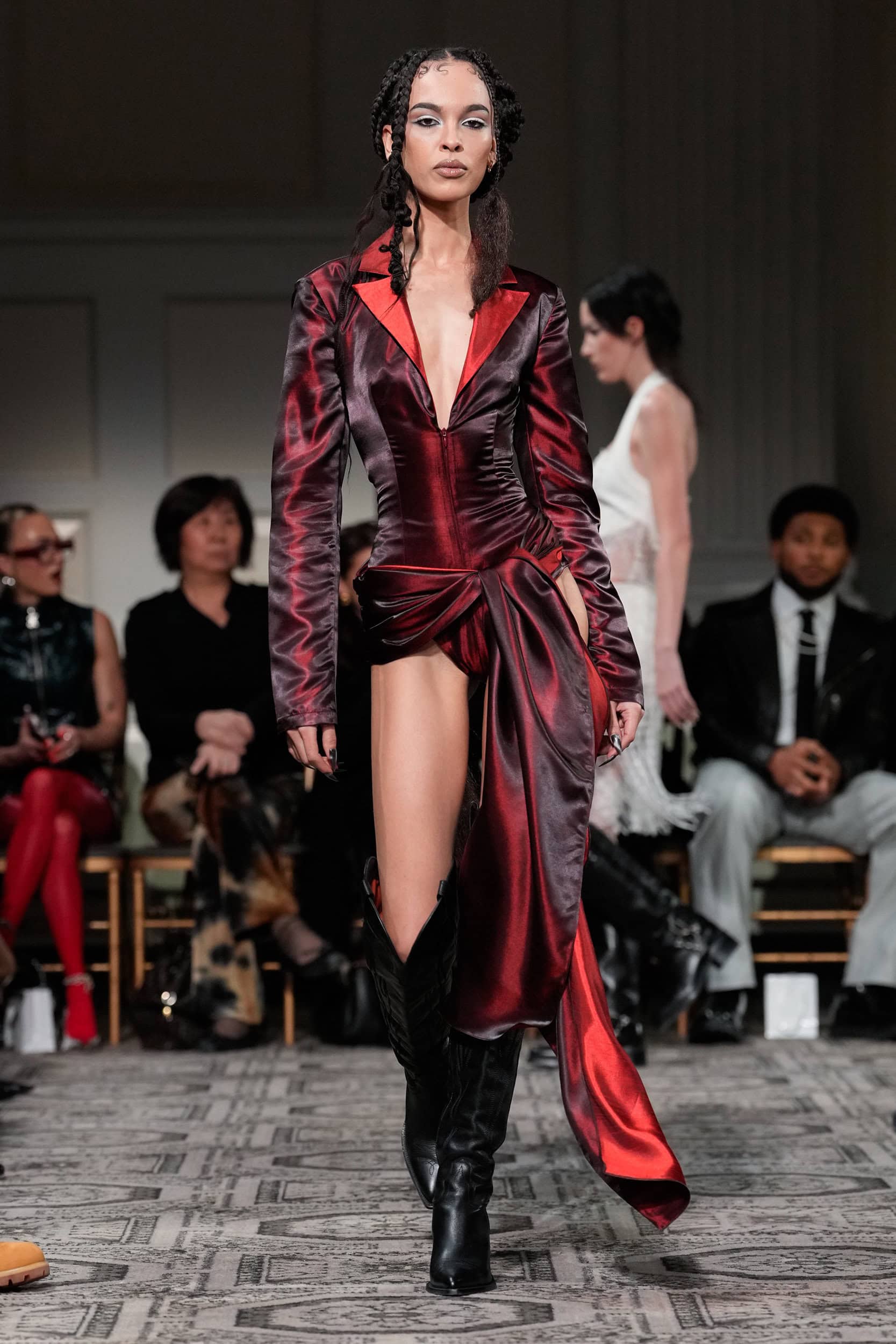 KIM SHUI Fall 2025 Show image