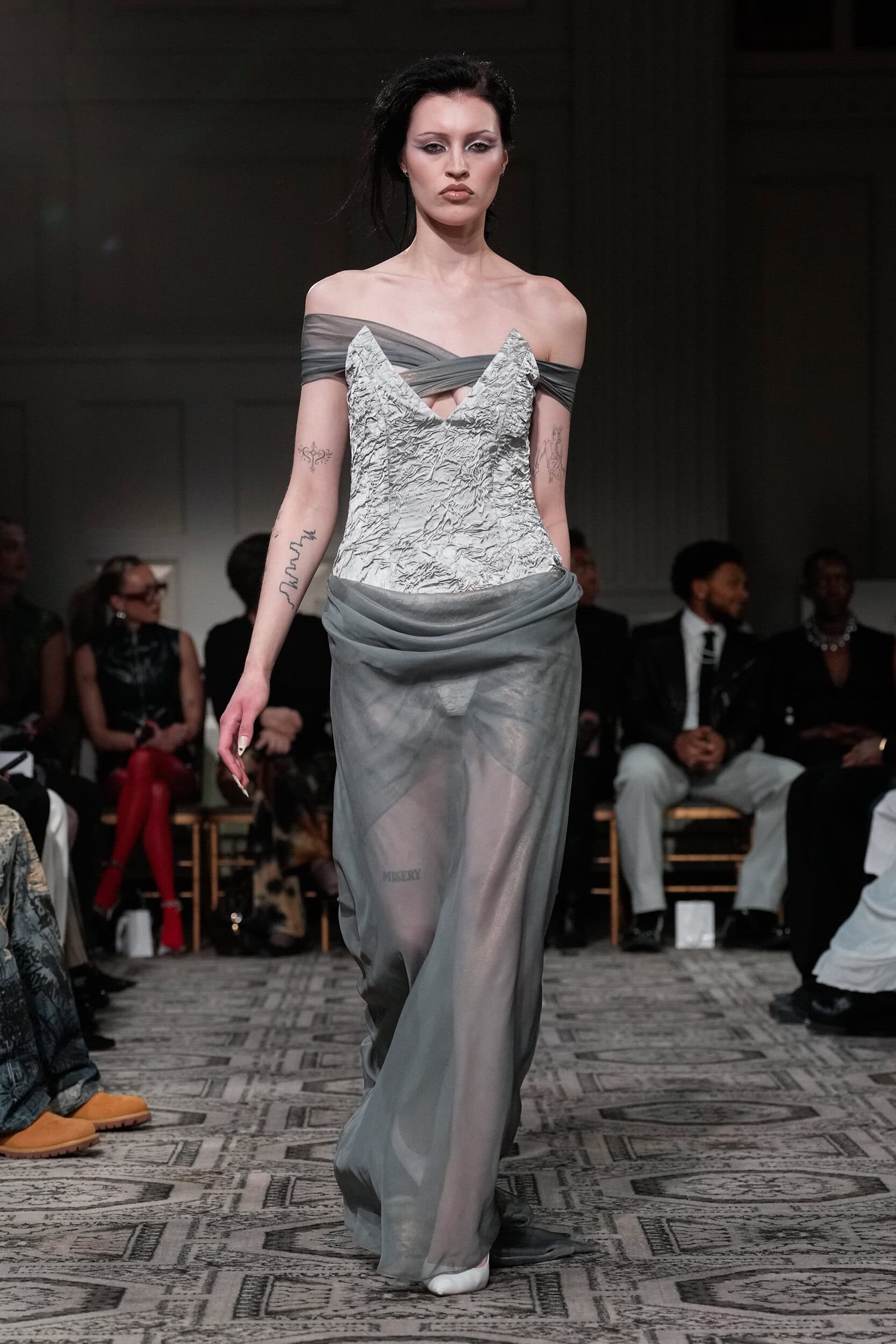 KIM SHUI Fall 2025 Show image