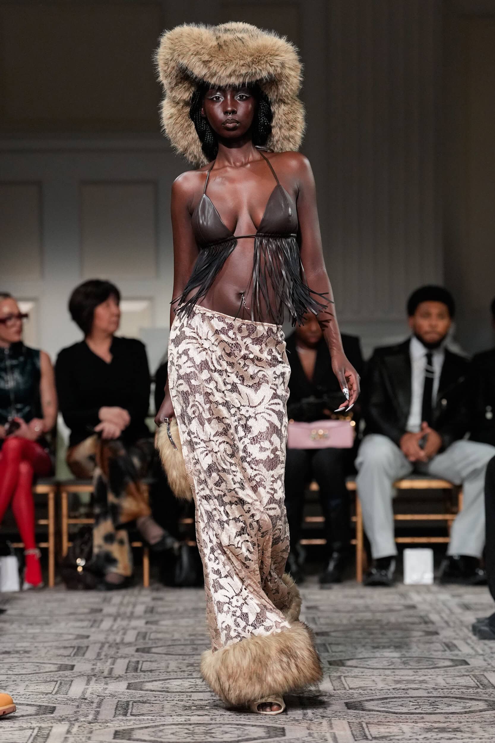 KIM SHUI Fall 2025 Show image