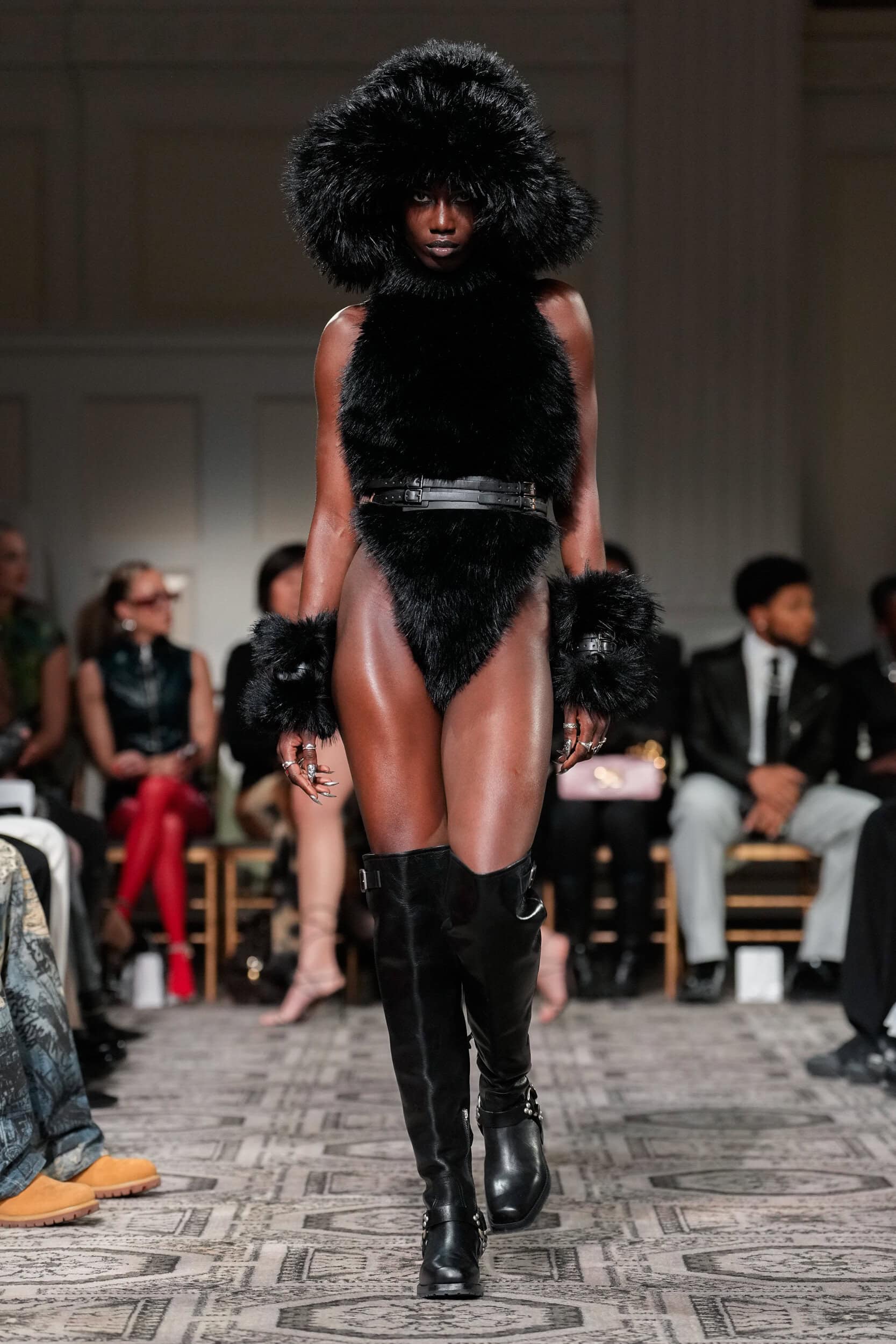 KIM SHUI Fall 2025 Show image