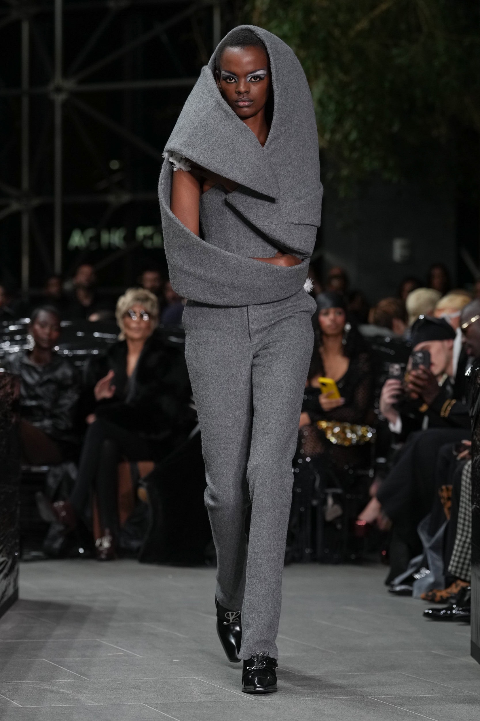 LUAR FALL 2025 SHOW image
