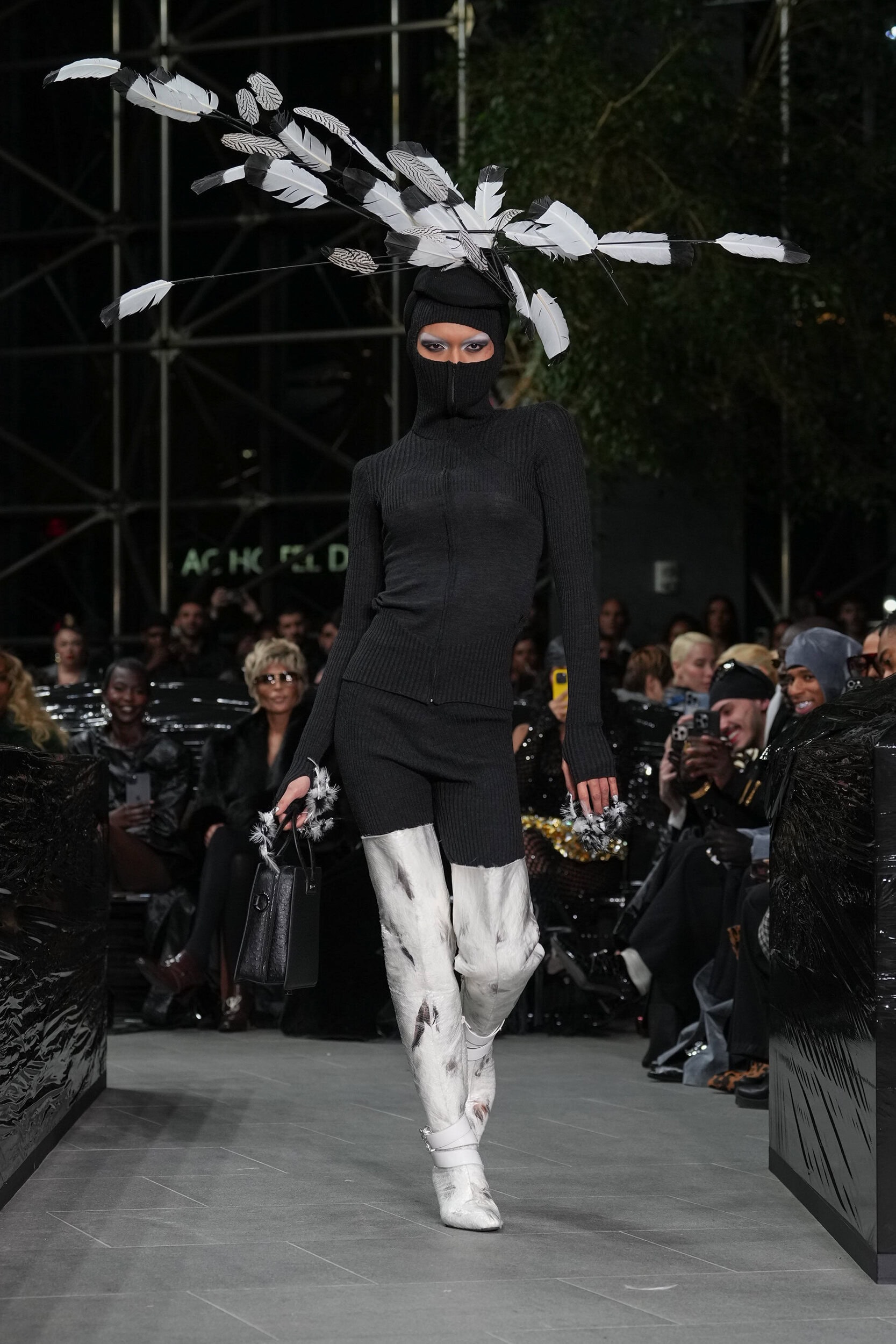 LUAR FALL 2025 SHOW image