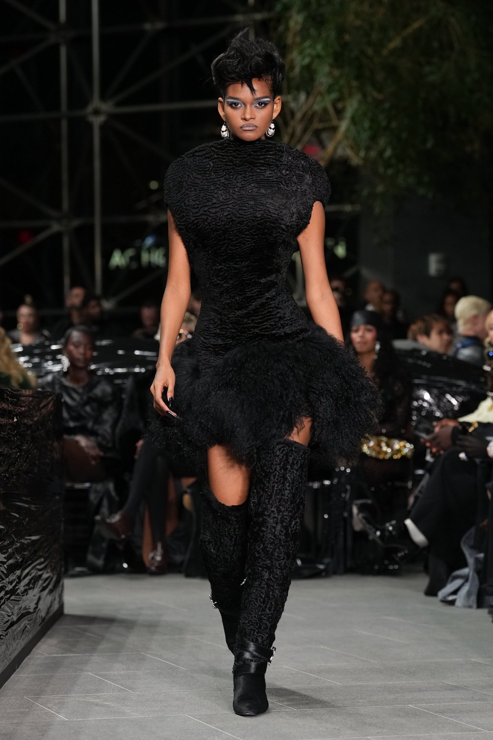 LUAR FALL 2025 SHOW image