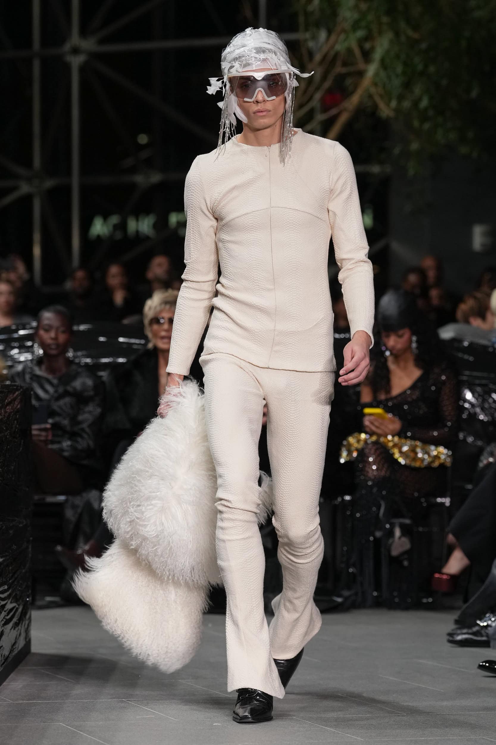 LUAR FALL 2025 SHOW image