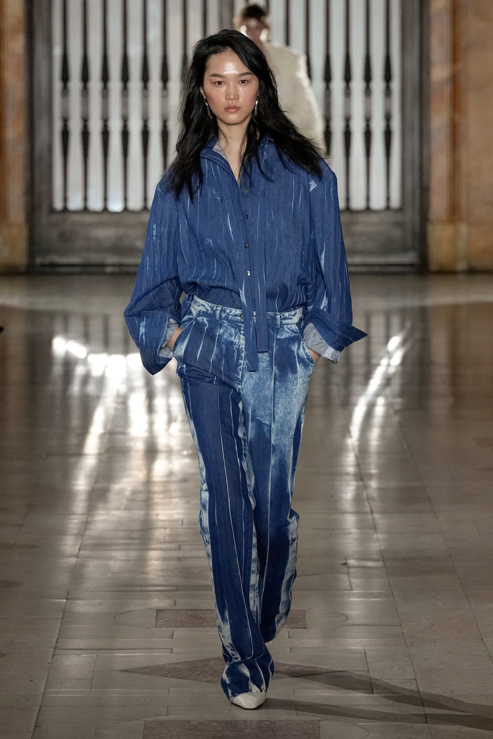 PRABAL GURUNG Fall 2025 Show image