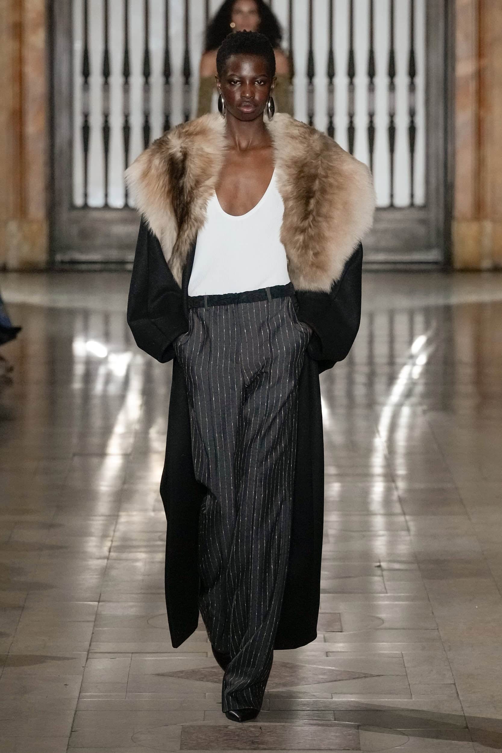 PRABAL GURUNG Fall 2025 Show image