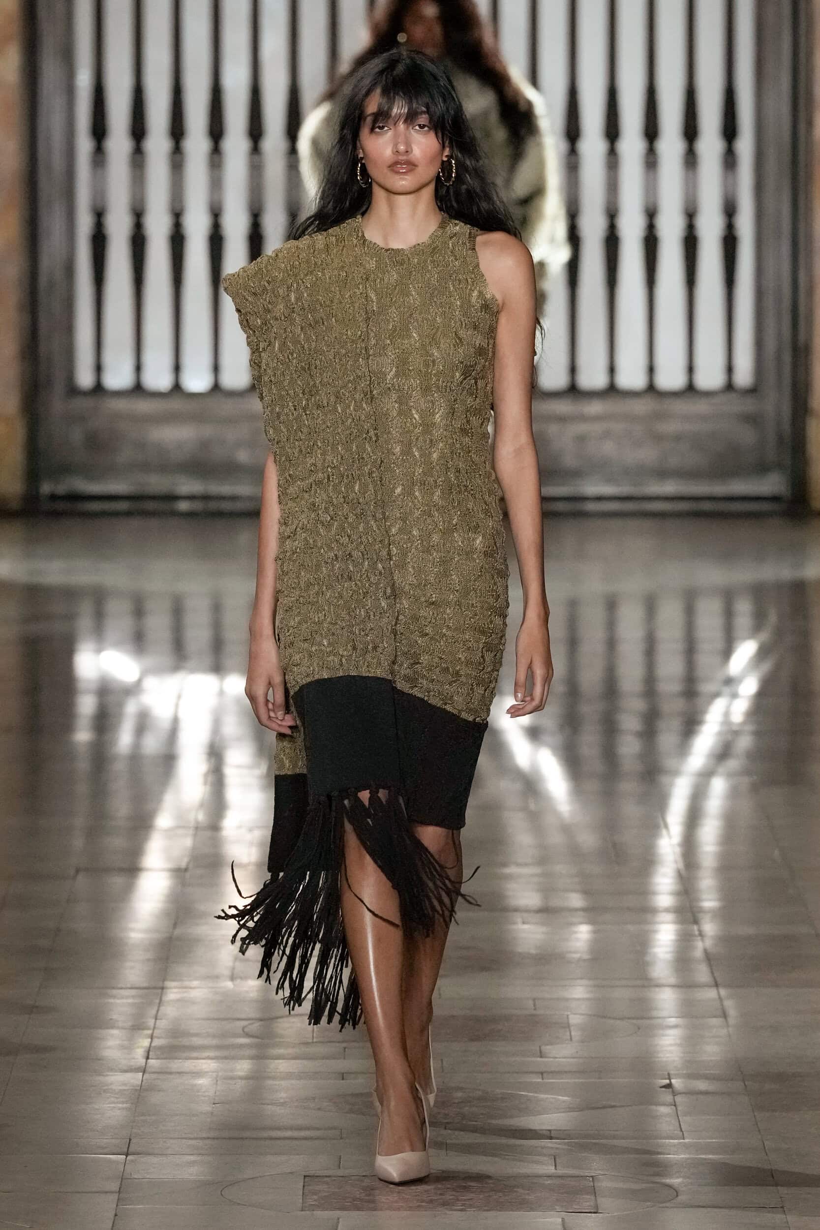 PRABAL GURUNG Fall 2025 Show image