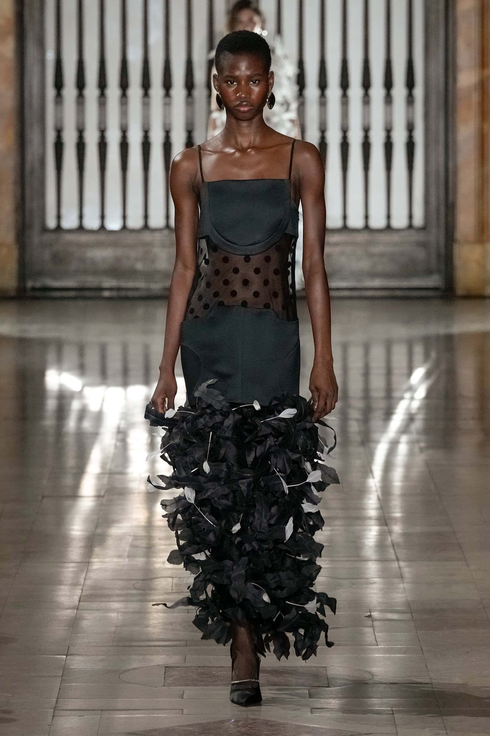 PRABAL GURUNG Fall 2025 Show image