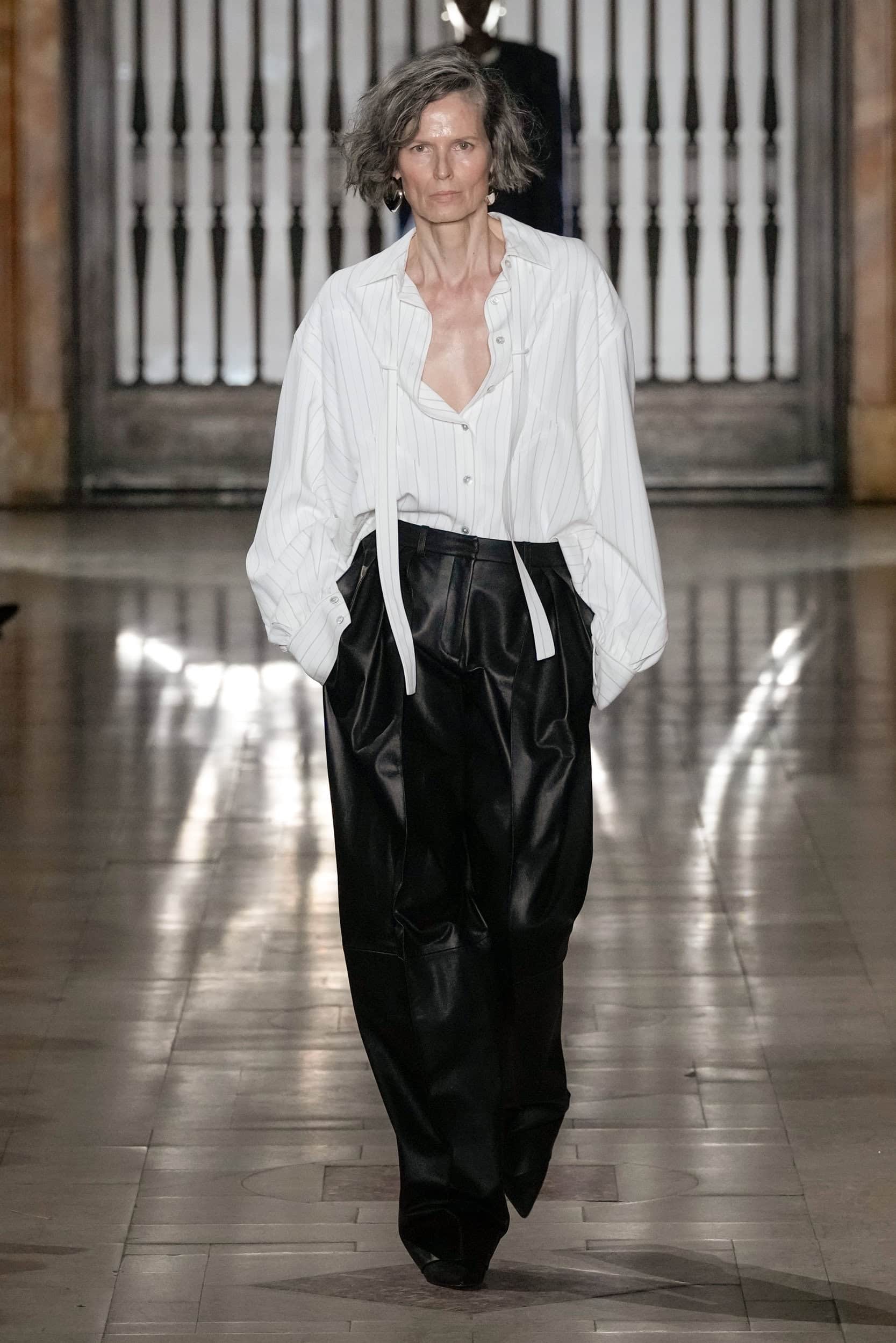 PRABAL GURUNG Fall 2025 Show image