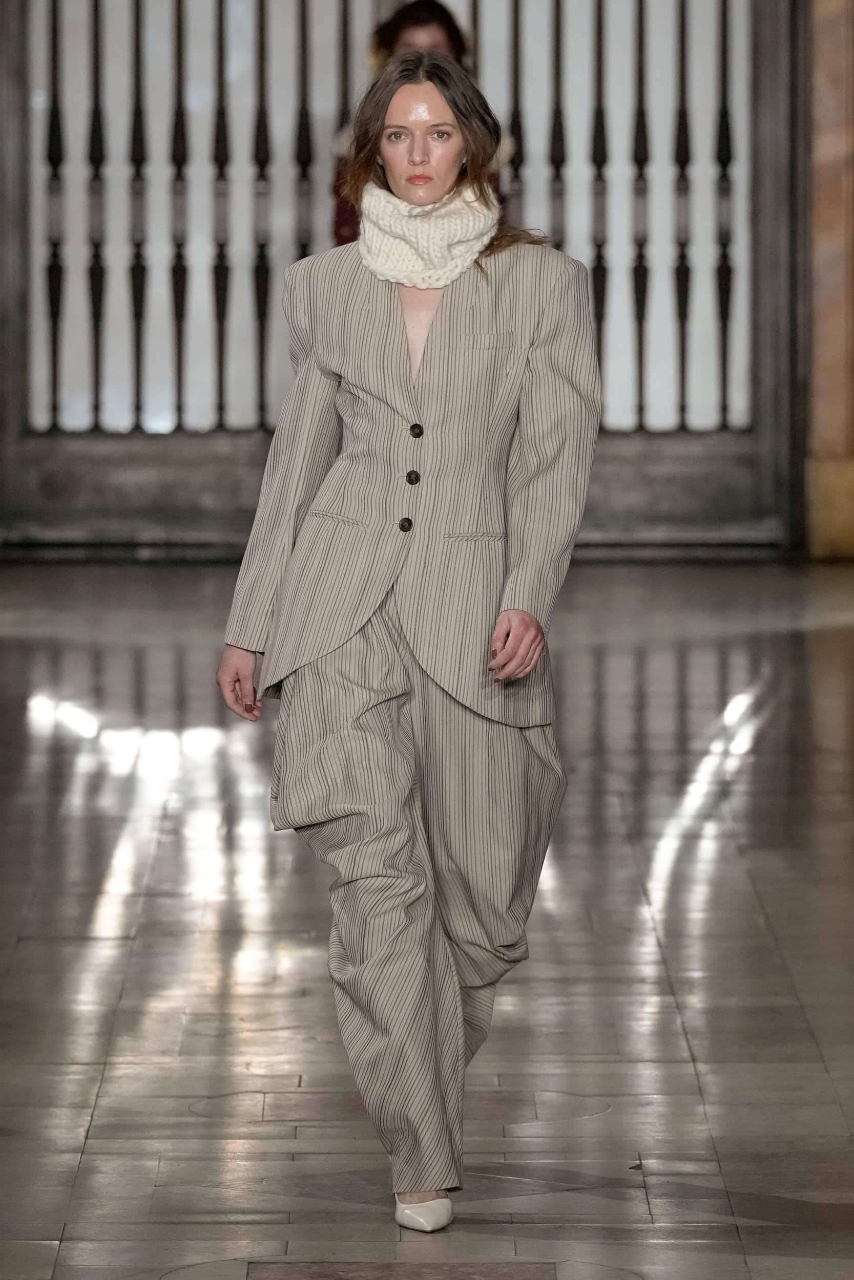 PRABAL GURUNG Fall 2025 Show image