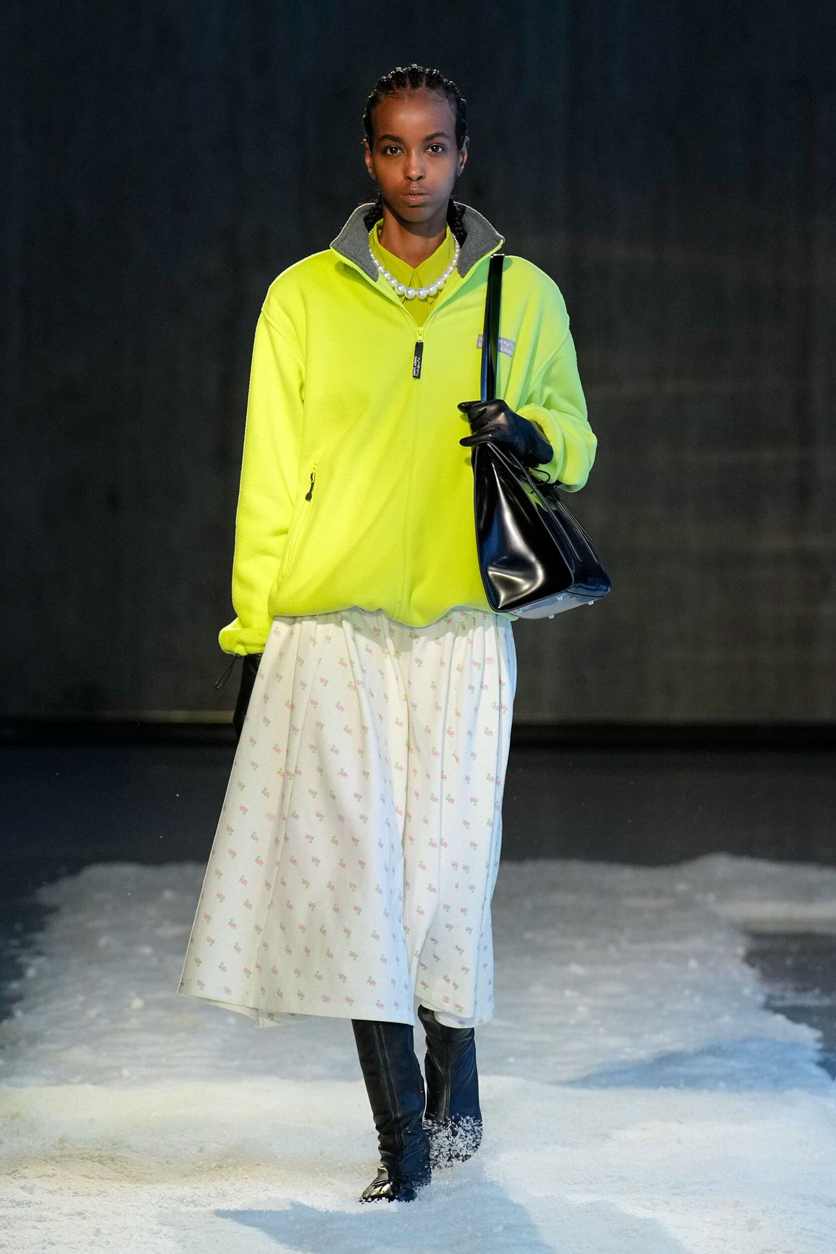 SANDY LIANG Fall 2025 Show image